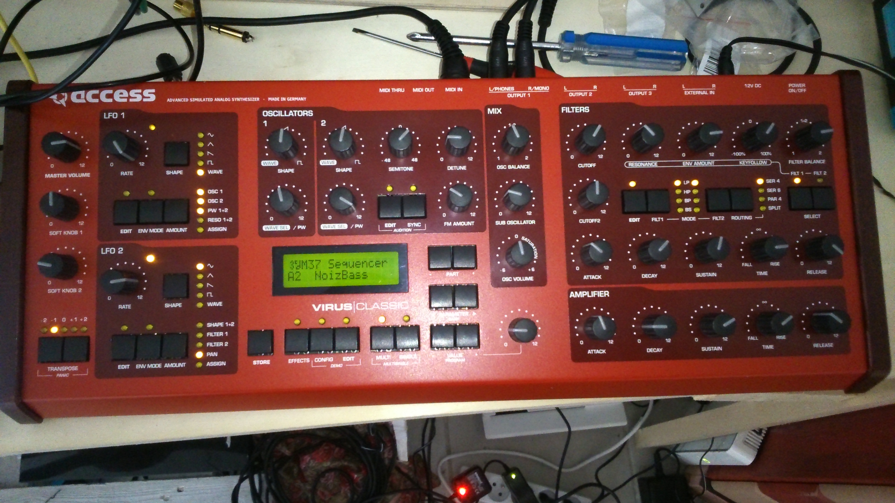 Access Music Virus Classic image (1469272) Audiofanzine