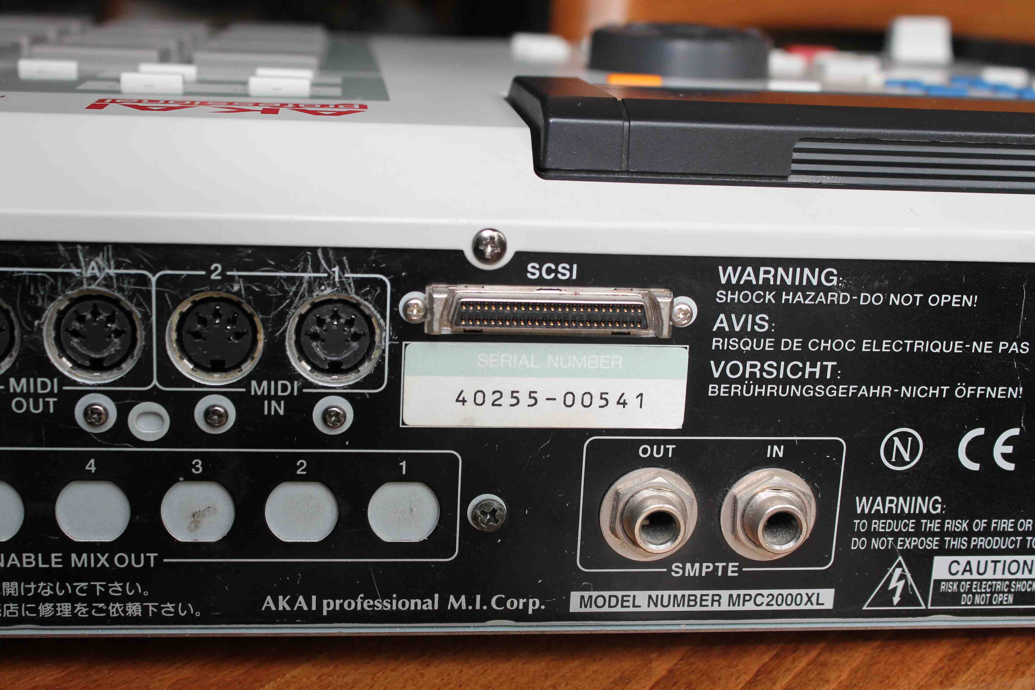 Photo Akai MPC2000XL Akai mpc 2000 xl / 32mb ram / internal 100 mb