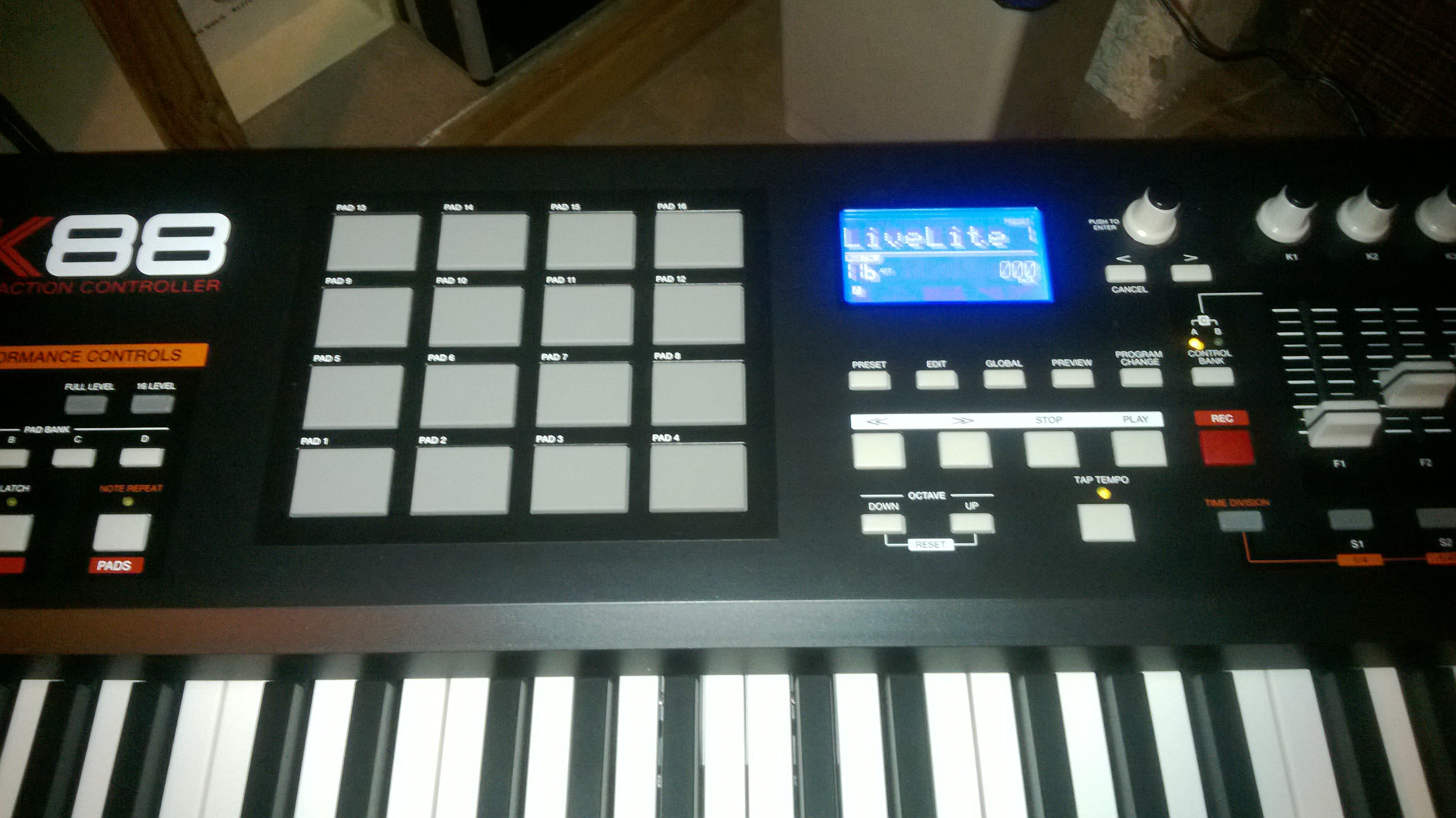 Akai MPK88 image (692101) Audiofanzine