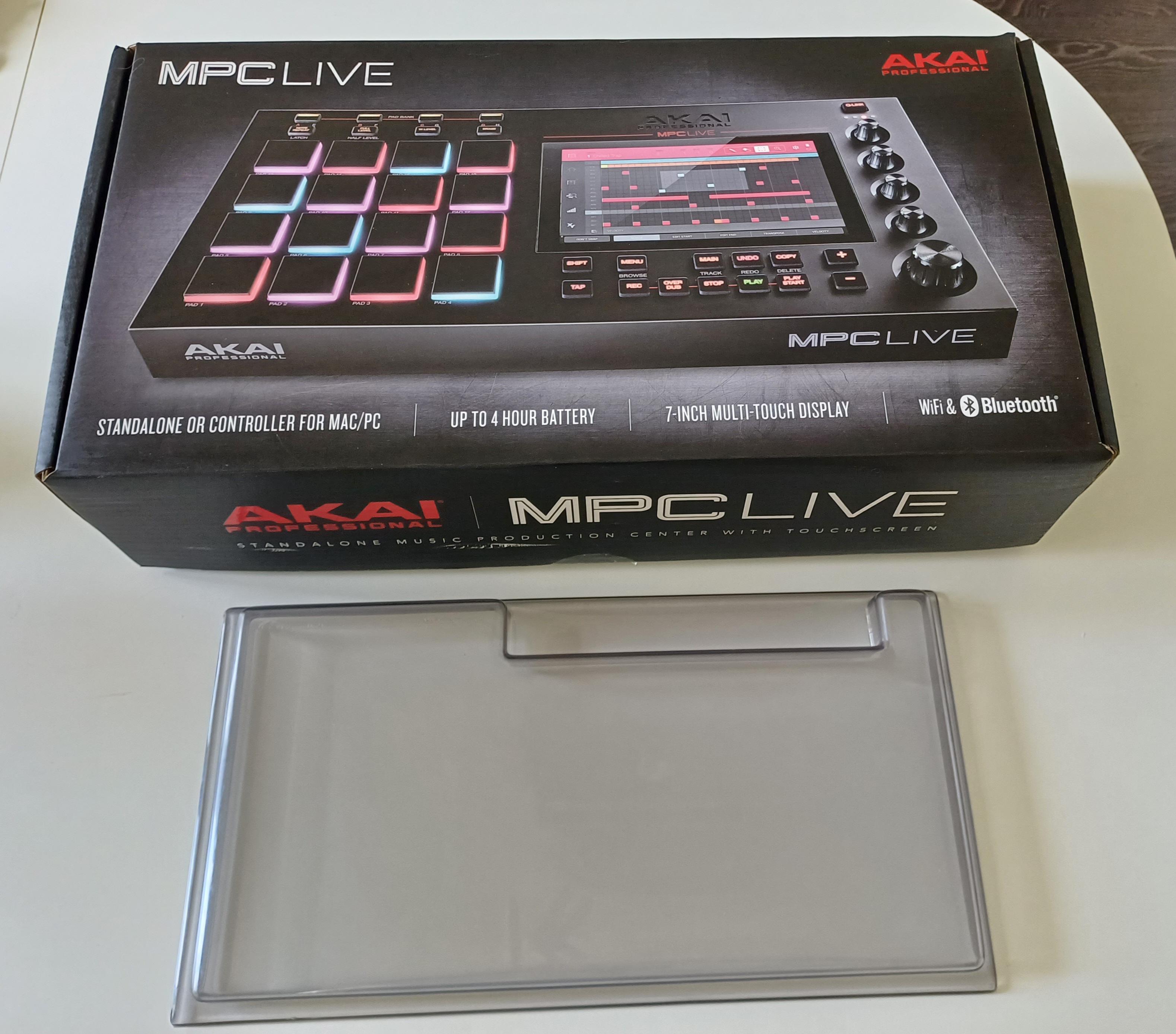 Akai MPC Live SSD 240 Go Coque De Protection Limousin Audiofanzine