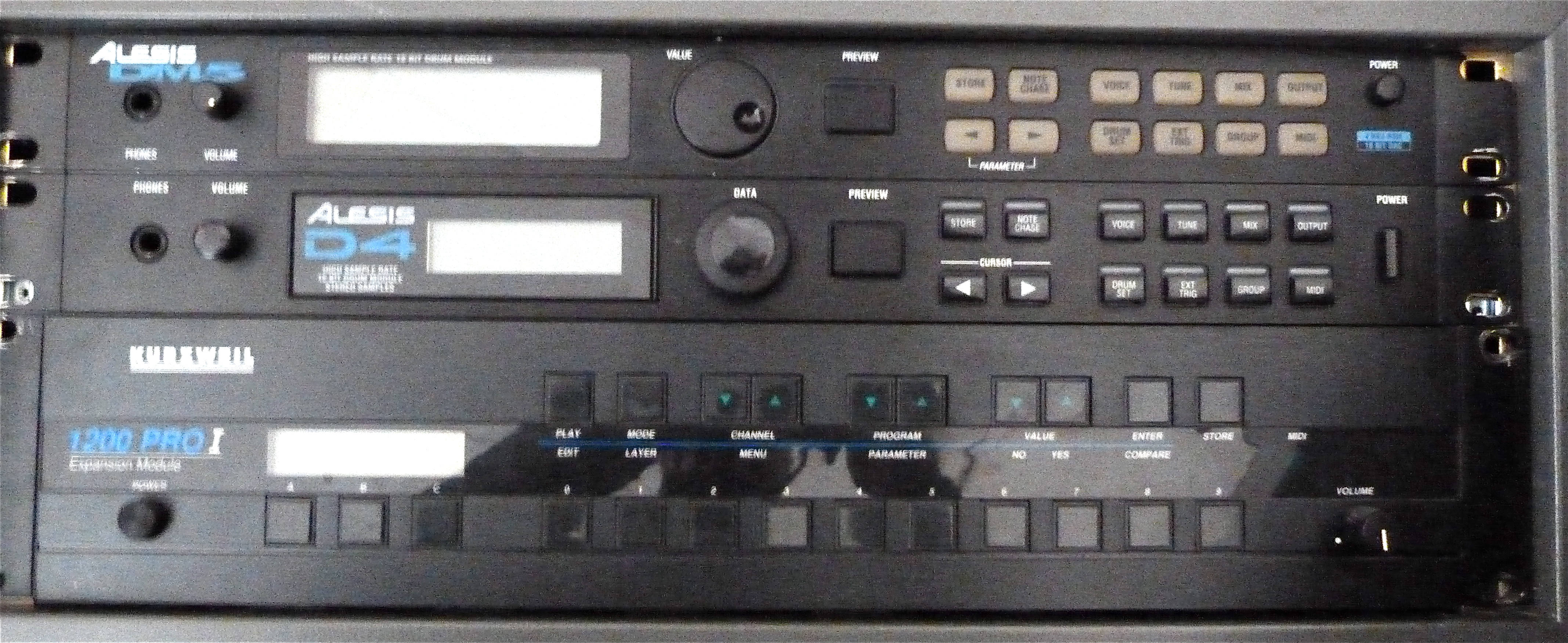 Alesis D4 image (#425442) - Audiofanzine