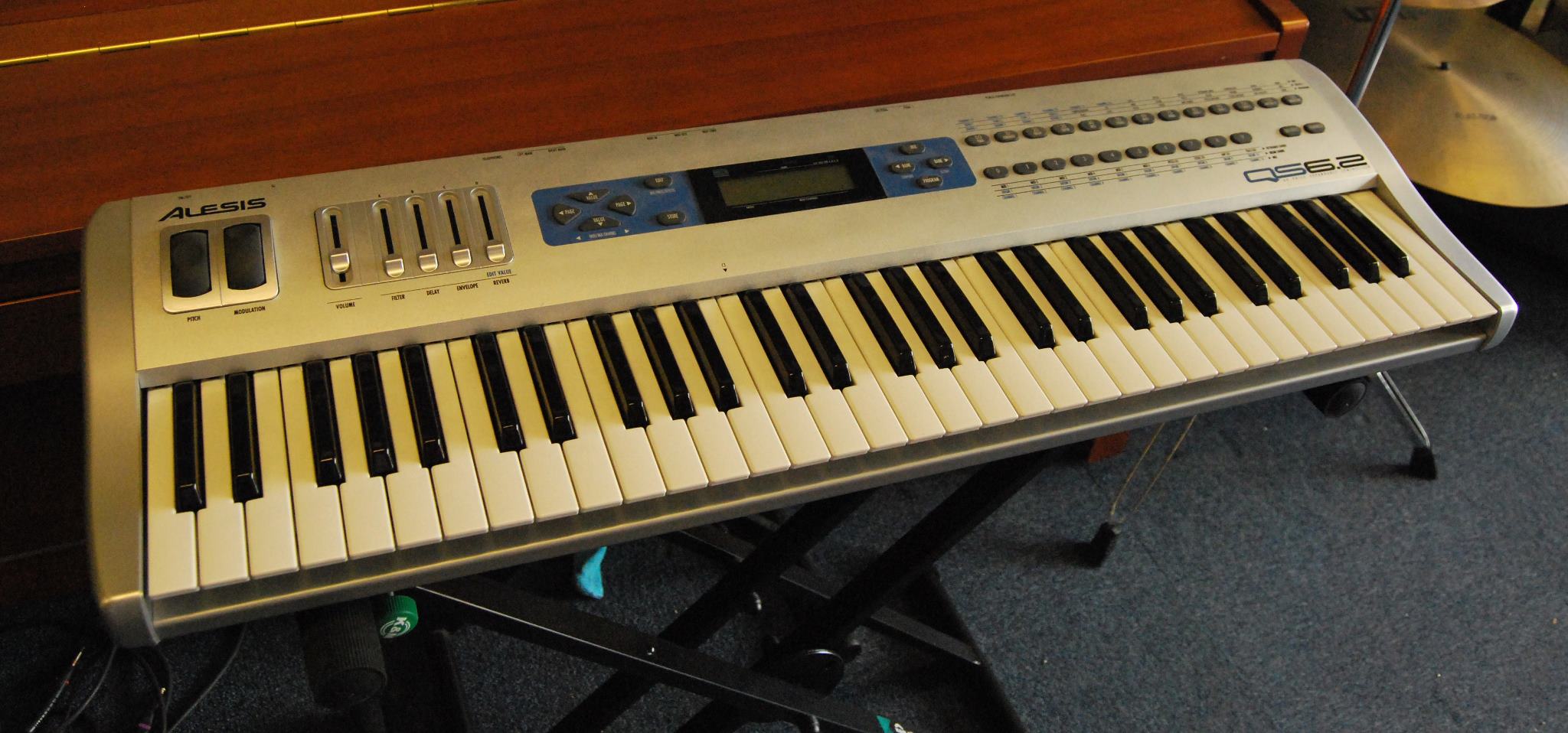 Alesis QS6.2 image (946143) Audiofanzine