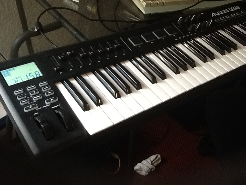 Alesis Qx49