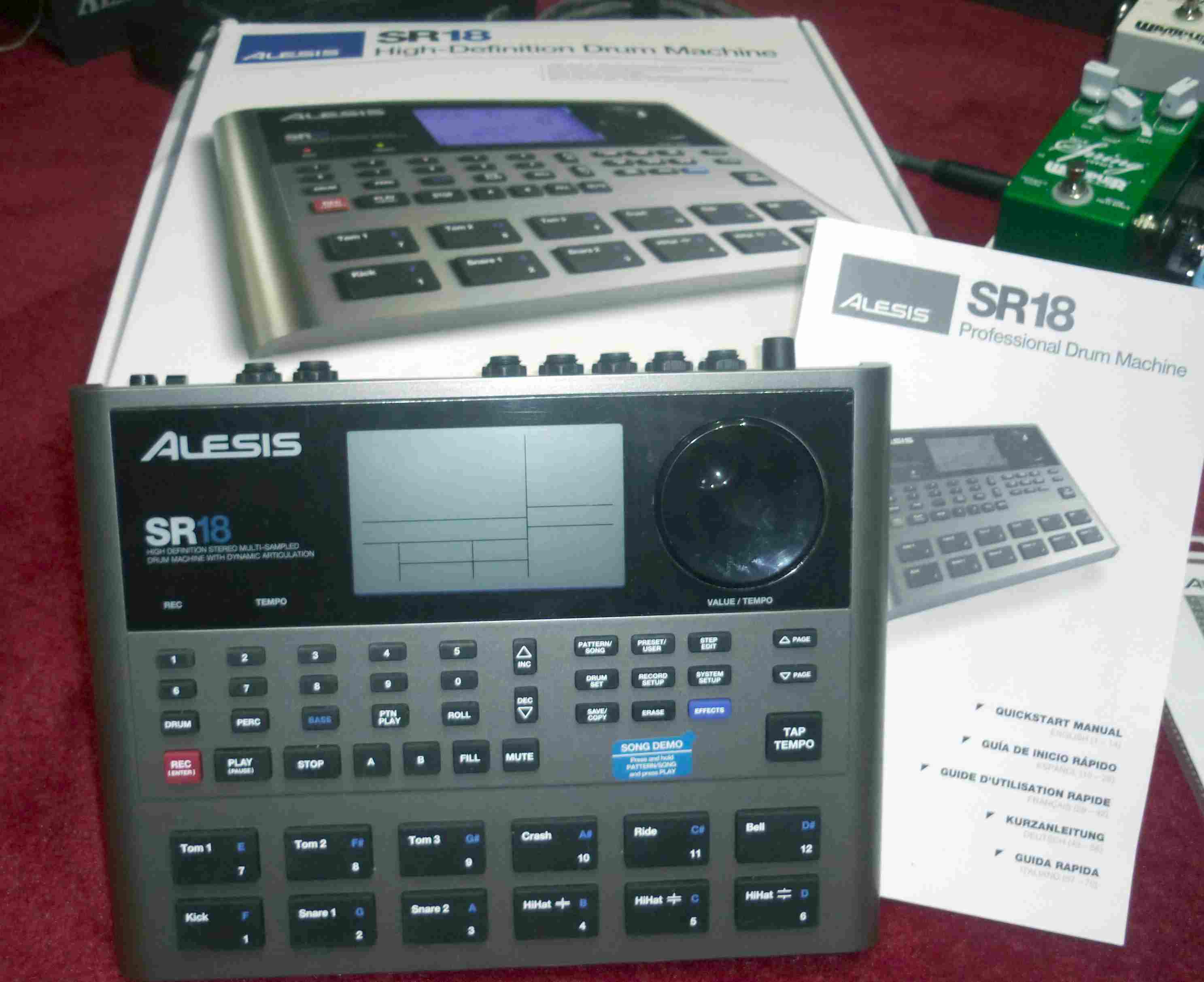 SR-18 - Alesis SR-18 - Audiofanzine