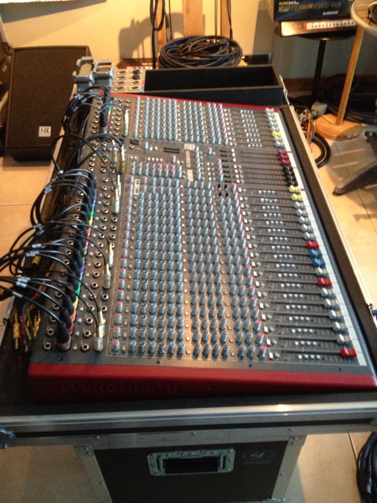 ZED428 Allen & Heath ZED428 Audiofanzine