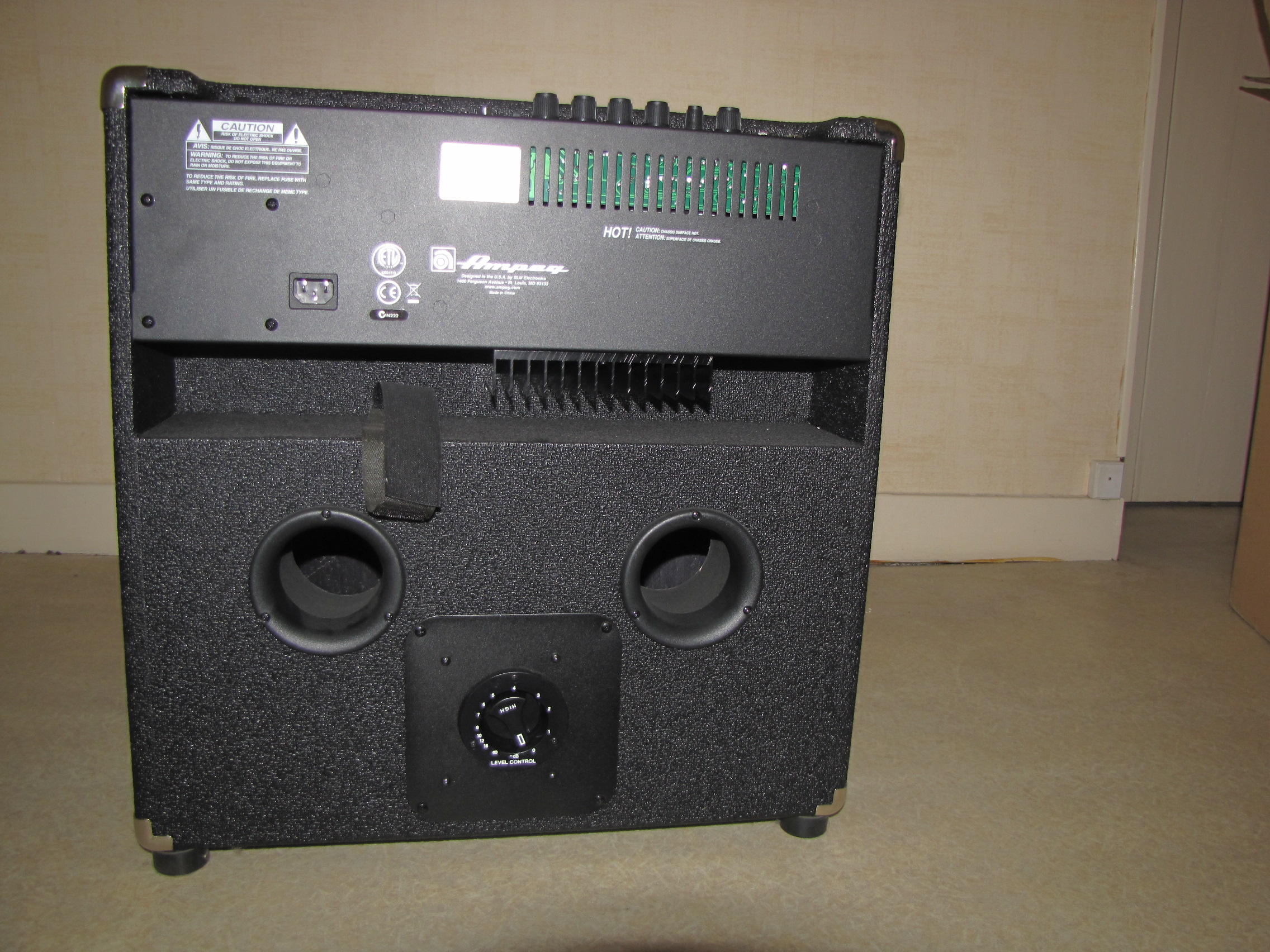 Ampeg BA115HP image (624597) Audiofanzine