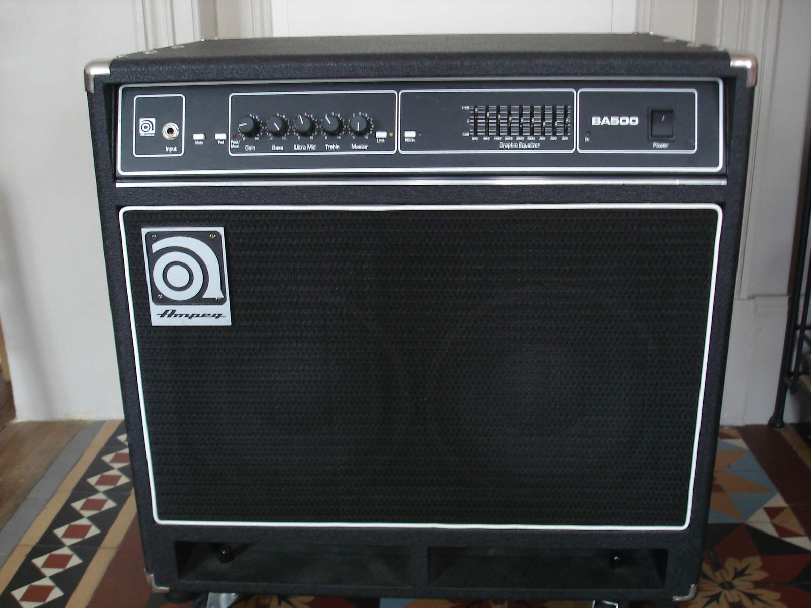 ampeg-ba-500-image-163449-audiofanzine