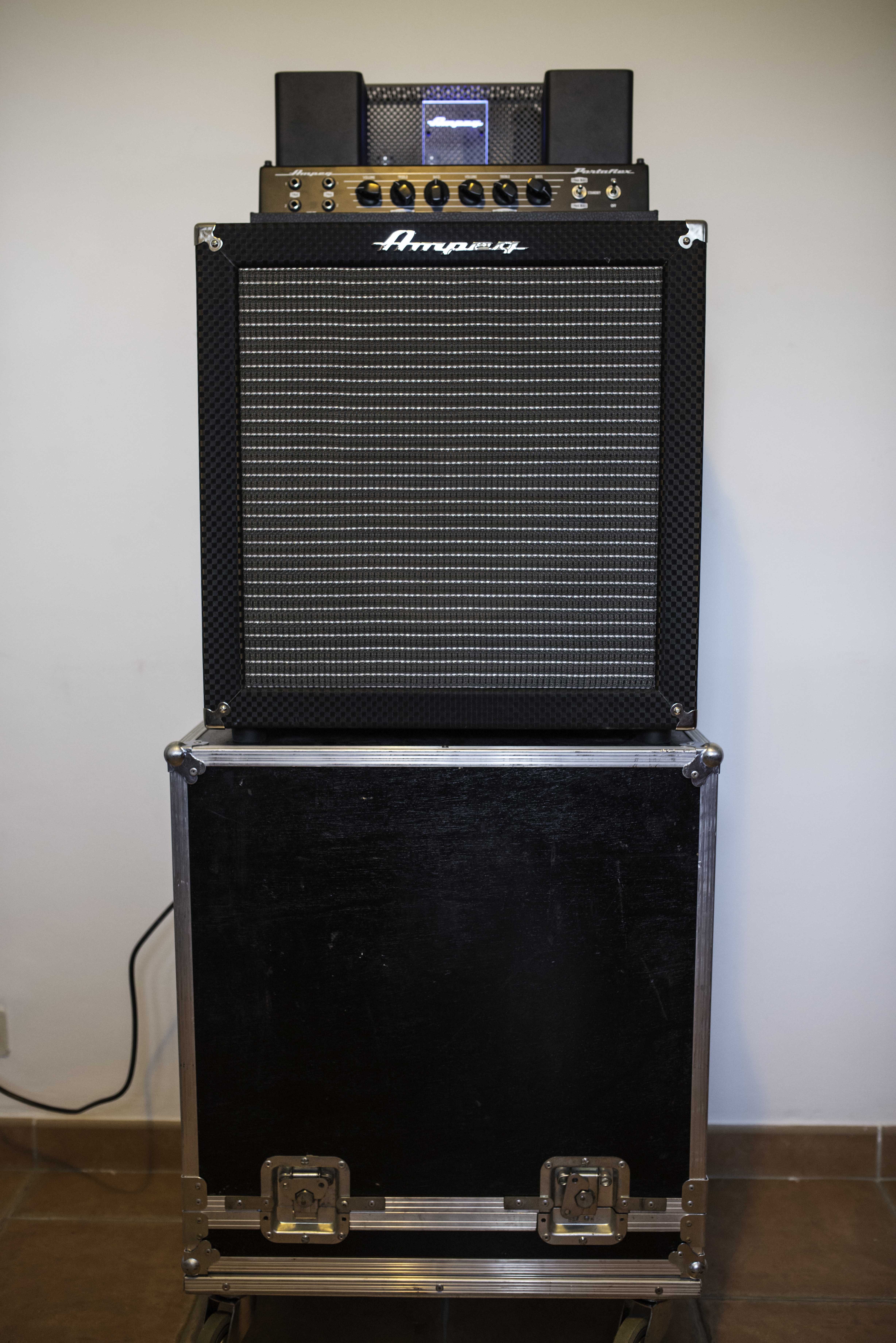 HERITAGE B-15N - Ampeg Heritage B-15N - Audiofanzine