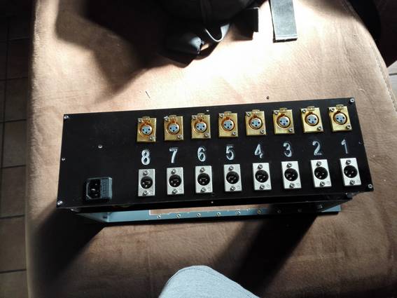 8 slot lunchbox