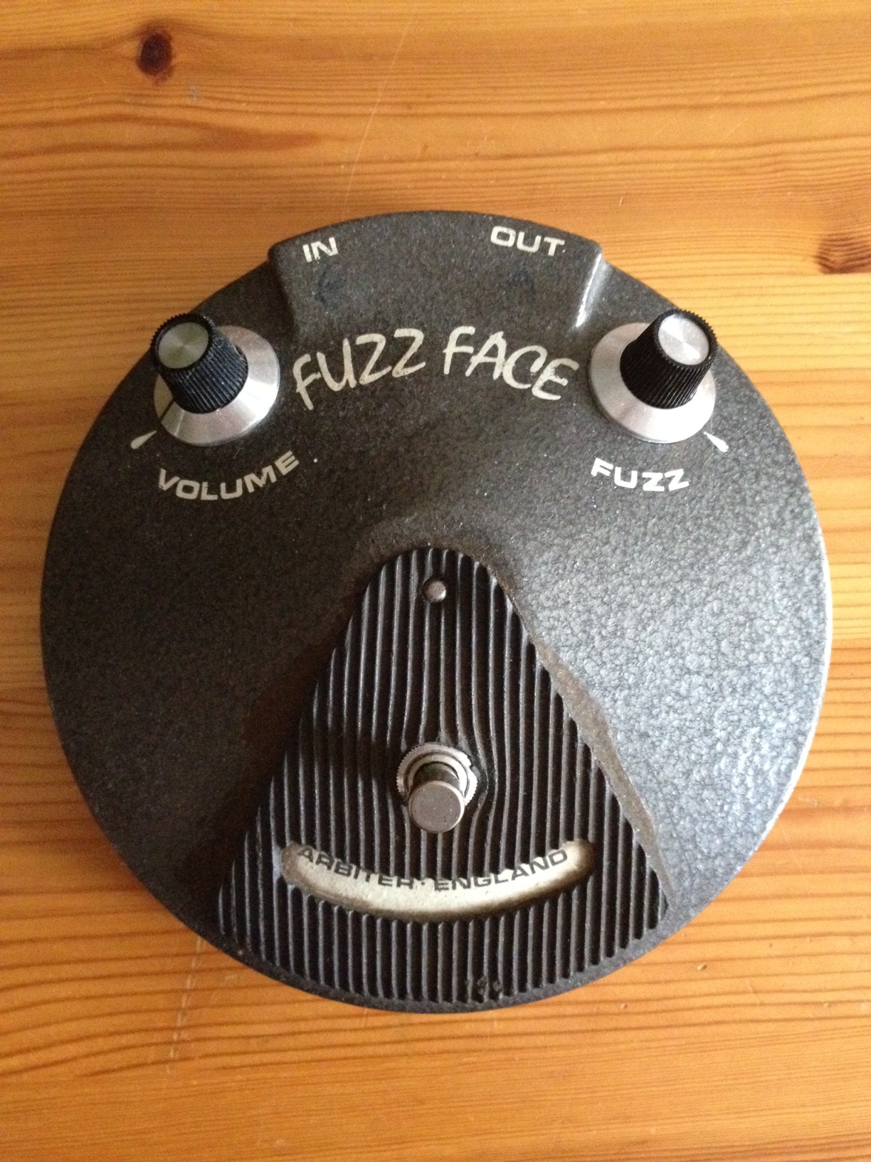 Fender - Fuzz Face Arbiter England Denis Cornellの+bonfanti.com.br