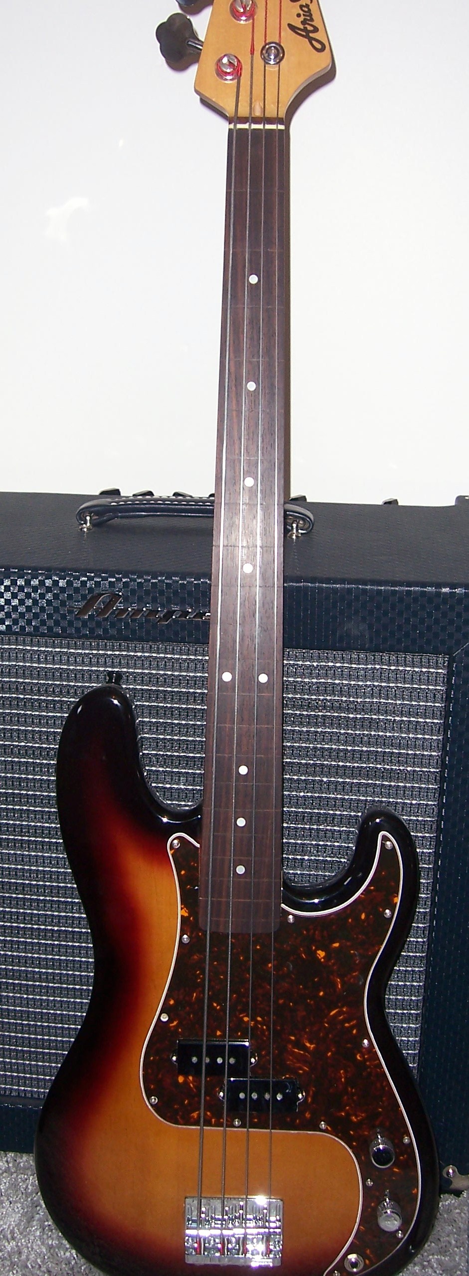 Aria PRO II STBSERIES image (594826) Audiofanzine