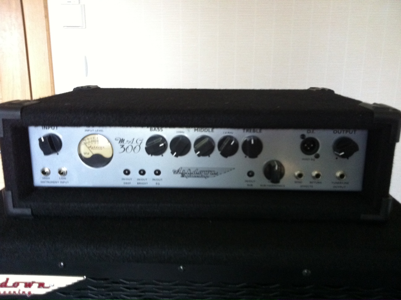 [Obrazek: ashdown-mag-300h-head-446425.jpg]