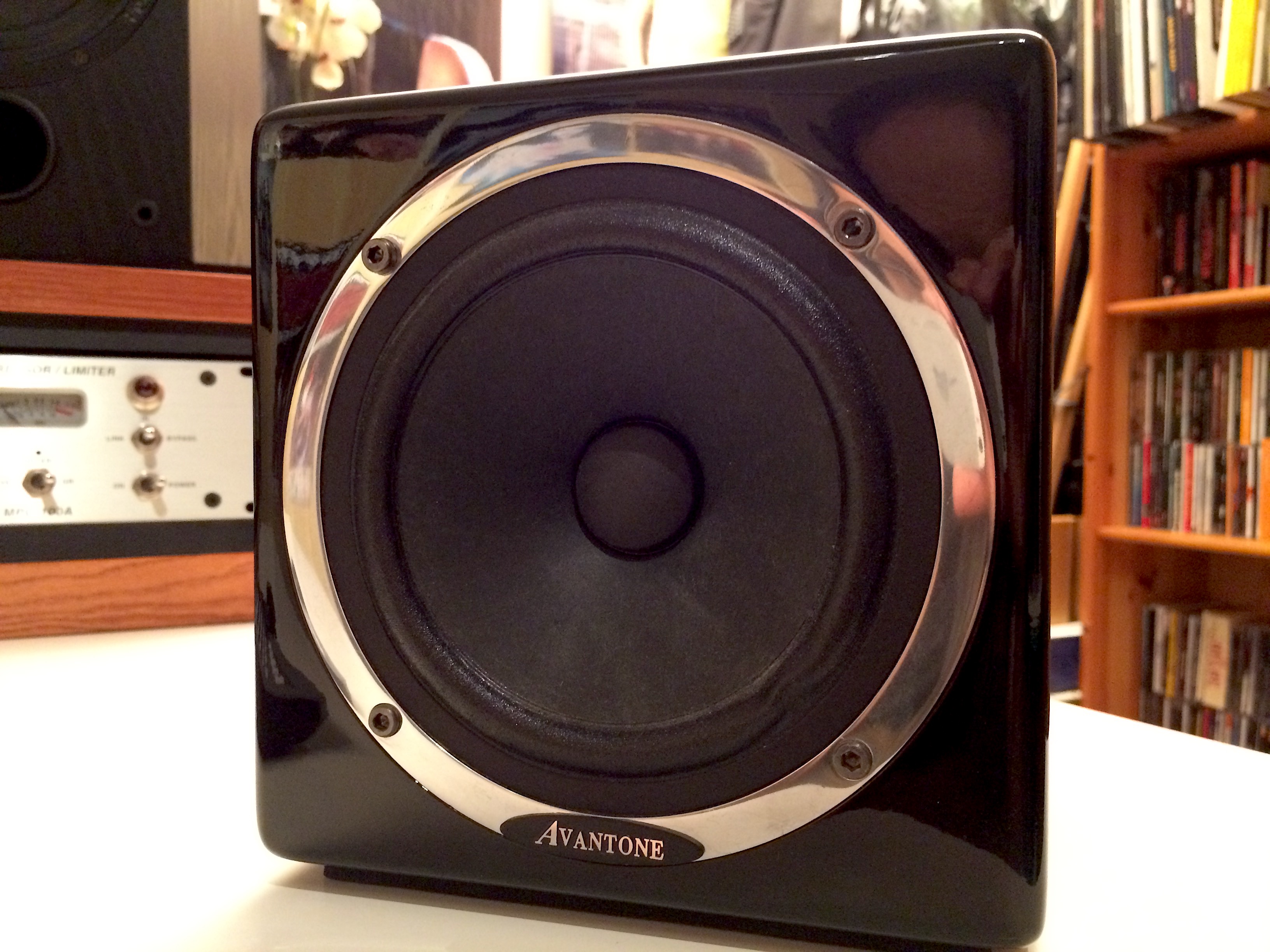 MIXCUBES Avantone Pro MixCubes Audiofanzine