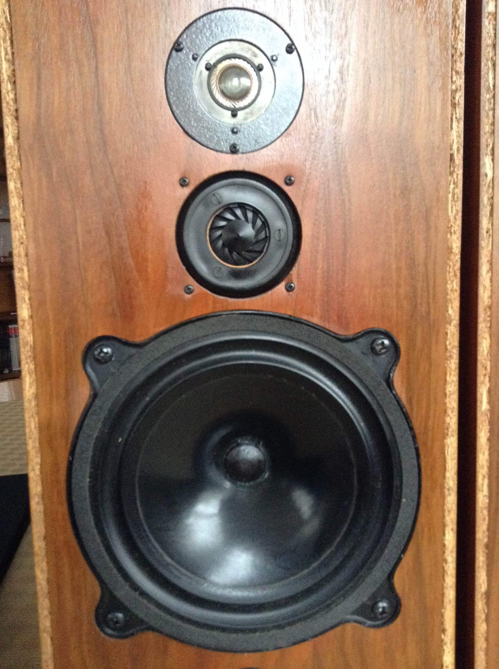 DM4 B&W DM4 Audiofanzine