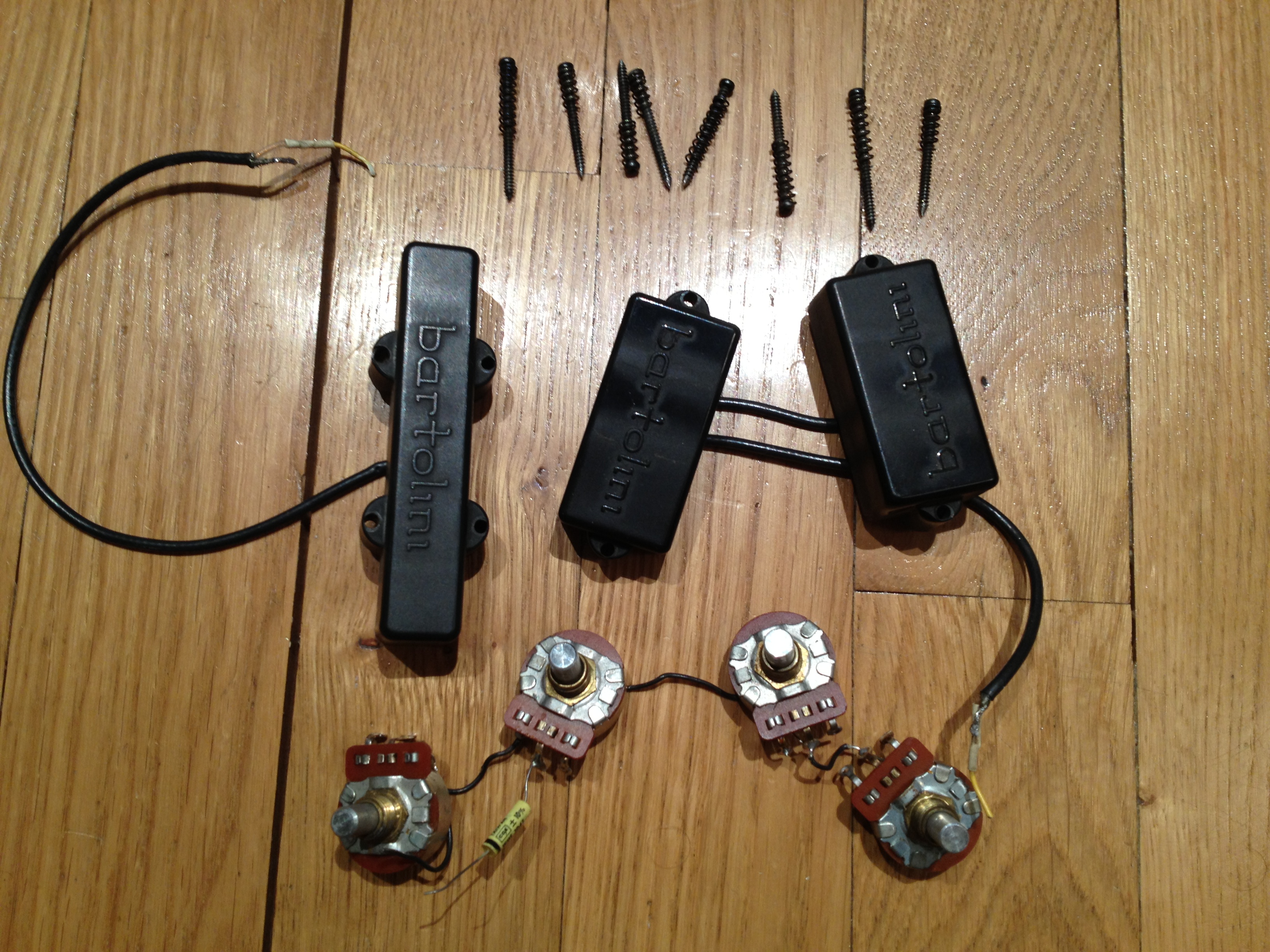 Bartolini Bass Pickups image (676630) Audiofanzine