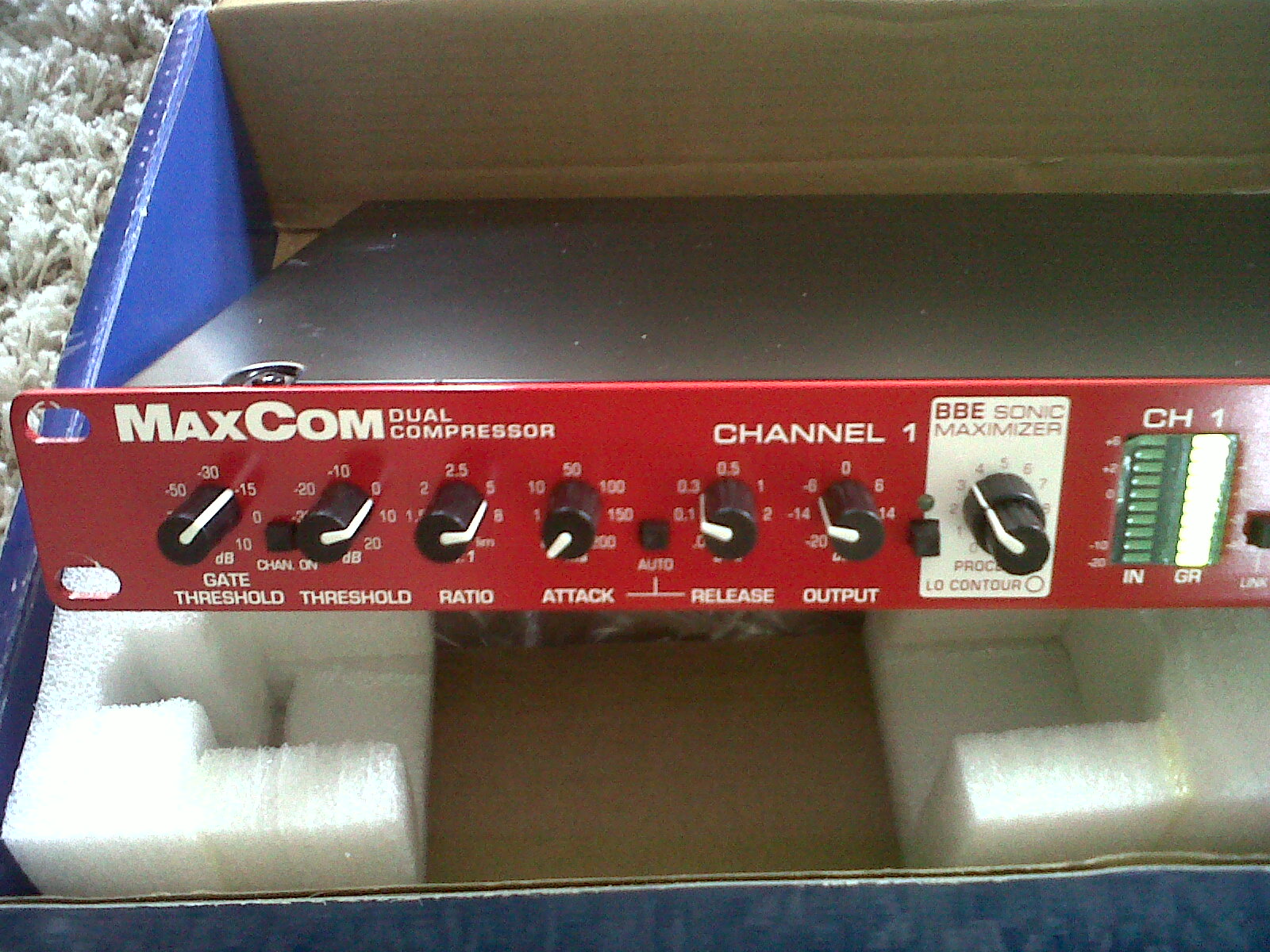 maxcom fw33