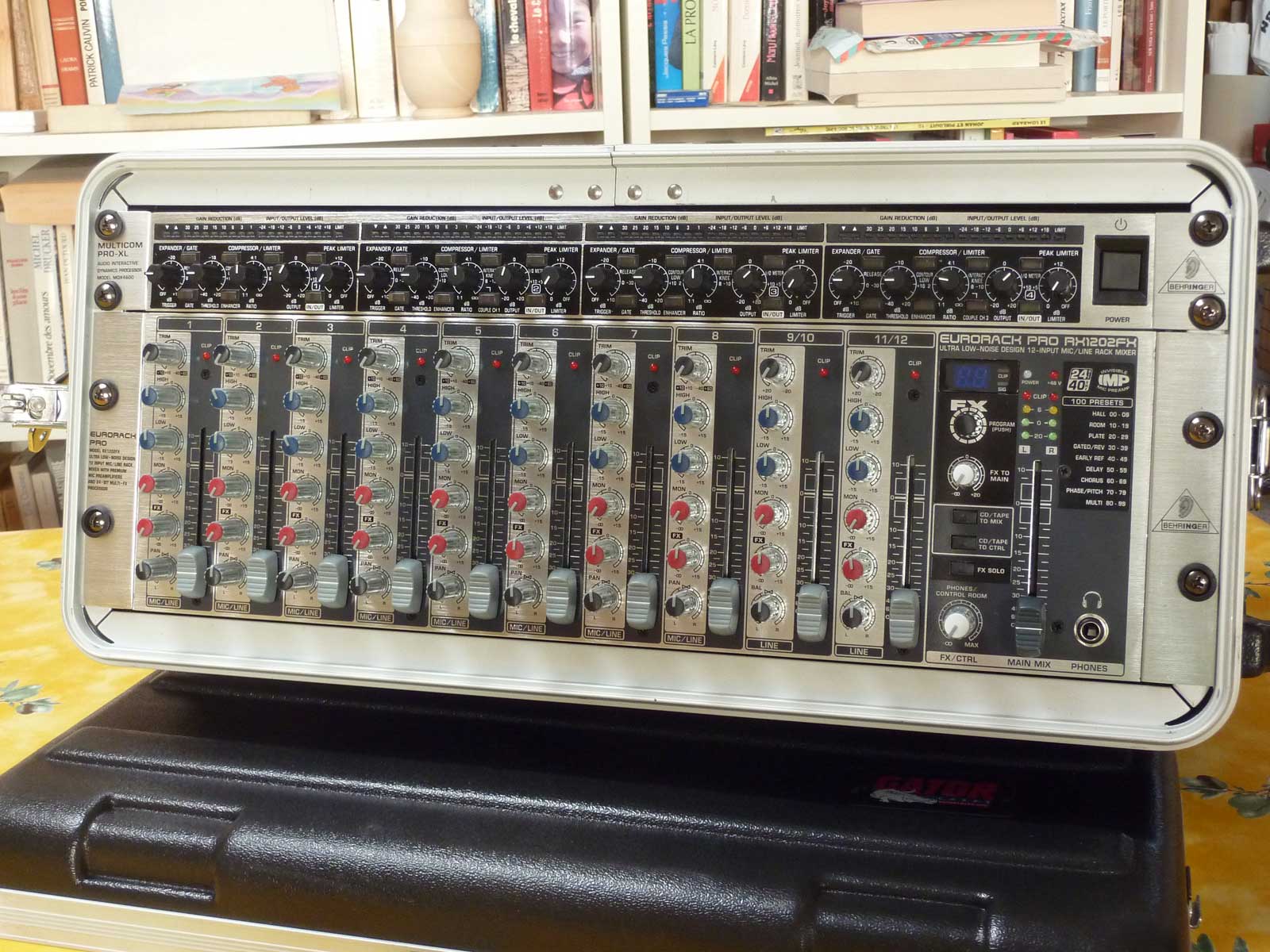 Behringer Eurorack Pro RX1202FX image (281603) Audiofanzine