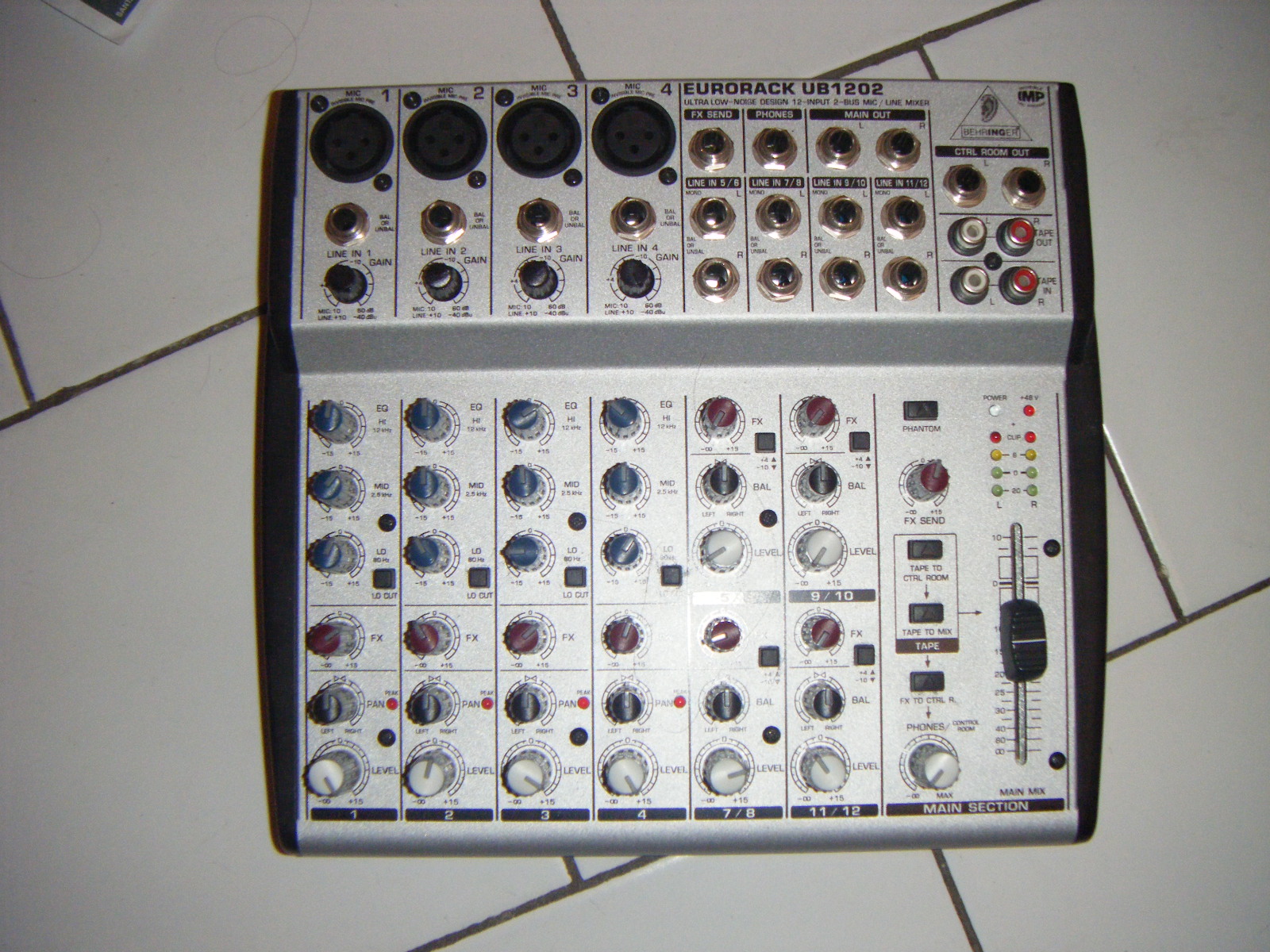 Behringer Eurorack Ub1202 Mixer To Computer / Behringer Eurorack UB1202 Mixer Evolution Music