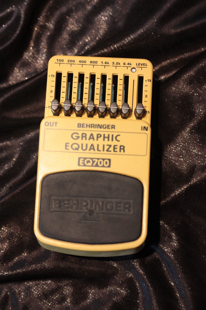 Behringer Graphic Equalizer EQ700 image (503814) Audiofanzine