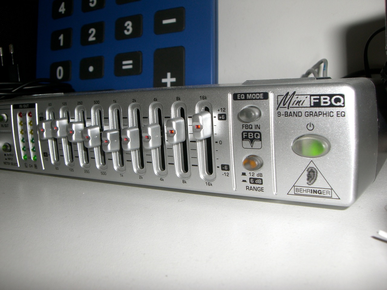 Behringer MINIFBQ FBQ800 image (238473) Audiofanzine