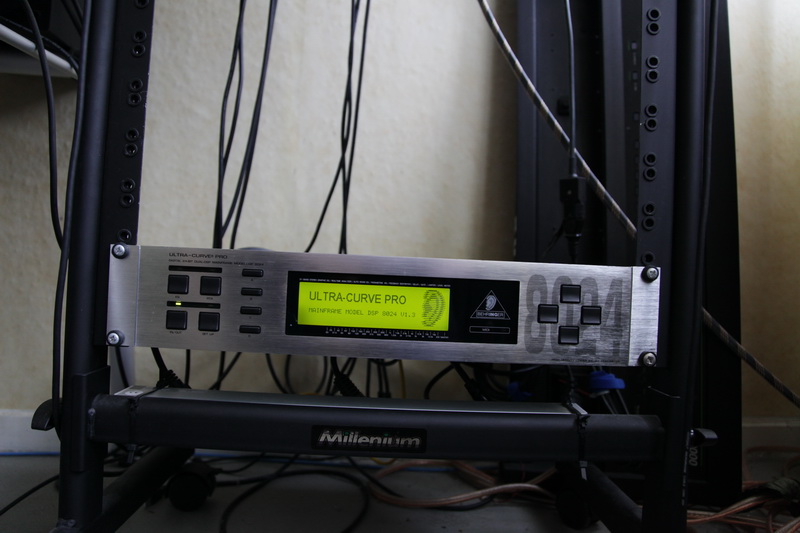 behringer-ultra-curve-pro-dsp8024-769522.jpg