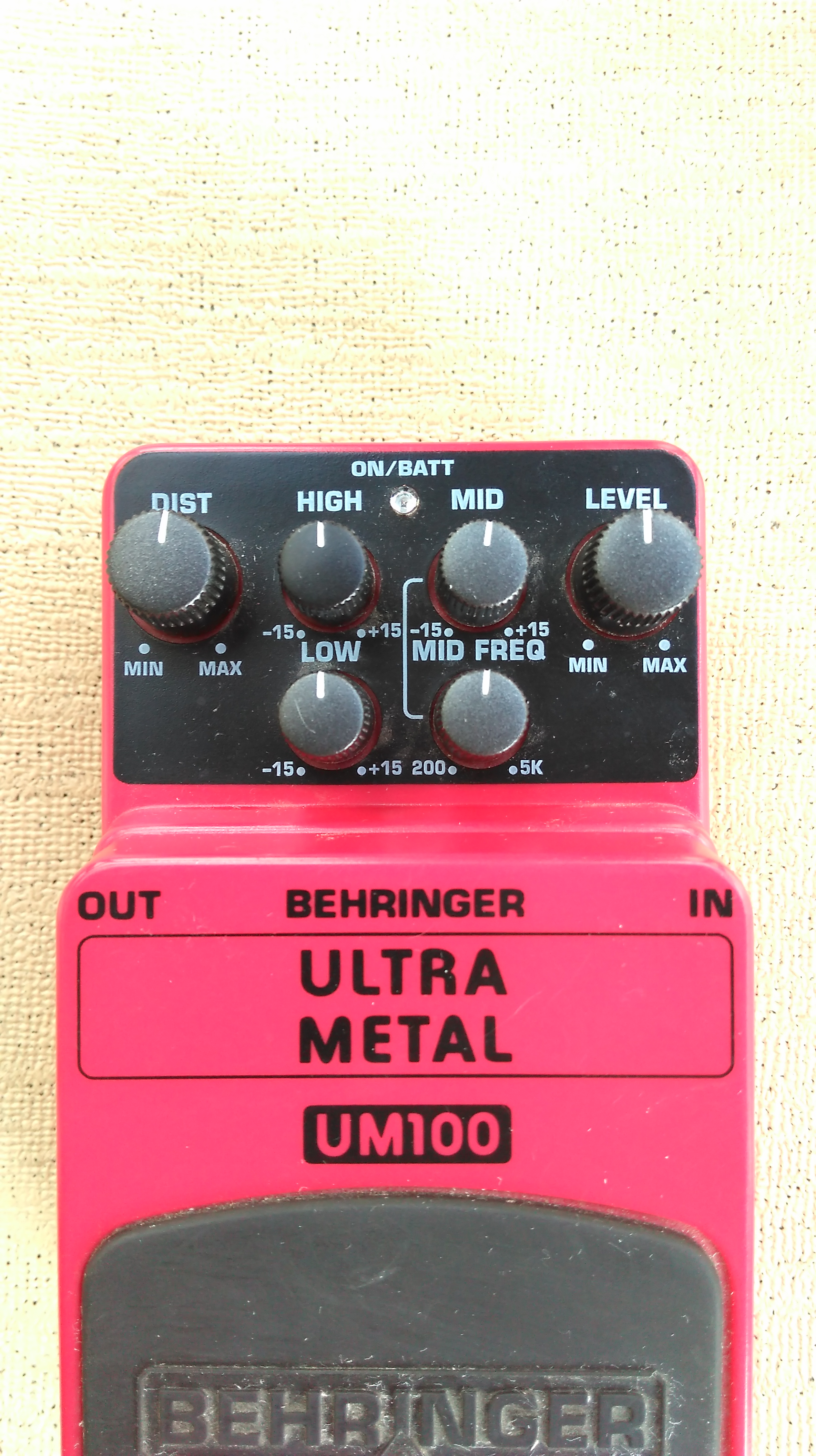 Behringer Ultra Metal UM100 image (#1583522) - Audiofanzine