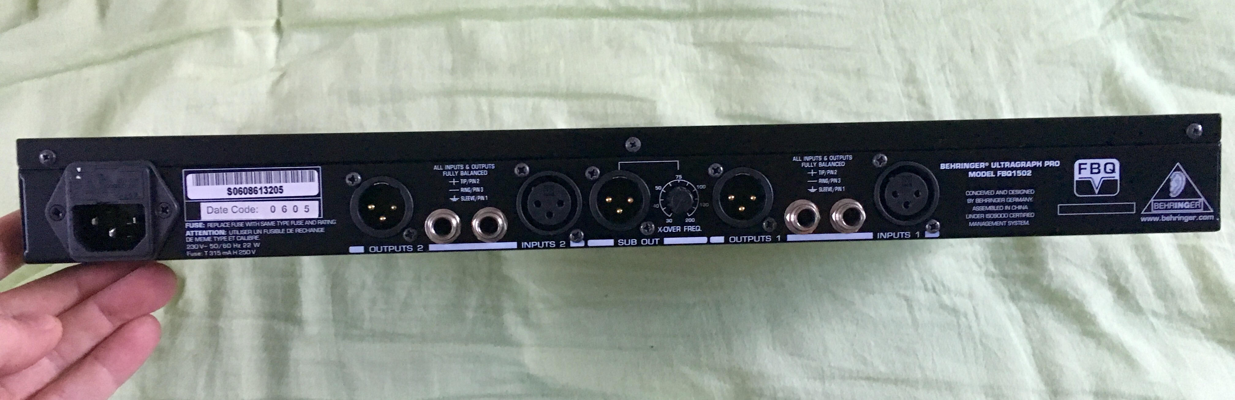 ULTRAGRAPH PRO FBQ1502 Behringer Ultragraph Pro FBQ1502 Audiofanzine