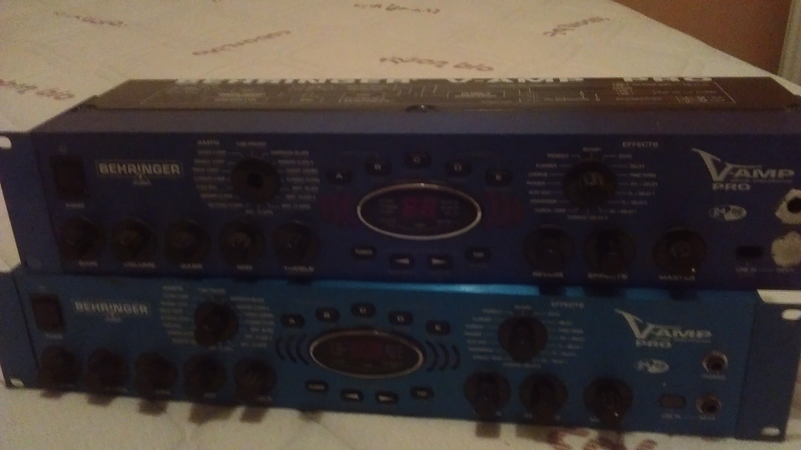 VAMP PRO Behringer VAmp Pro Audiofanzine