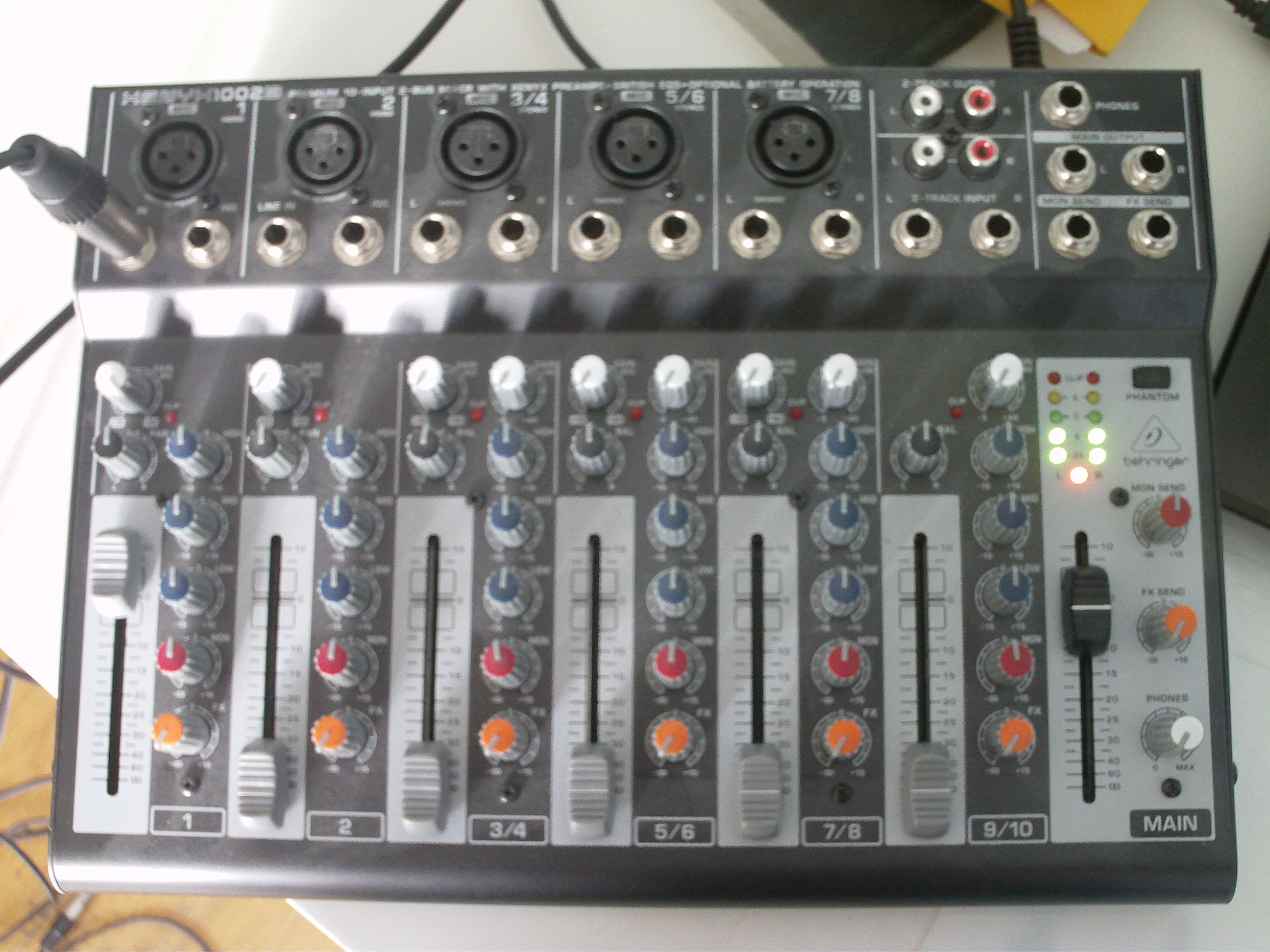 Behringer Xenyx 1002B Image (#692504) - Audiofanzine