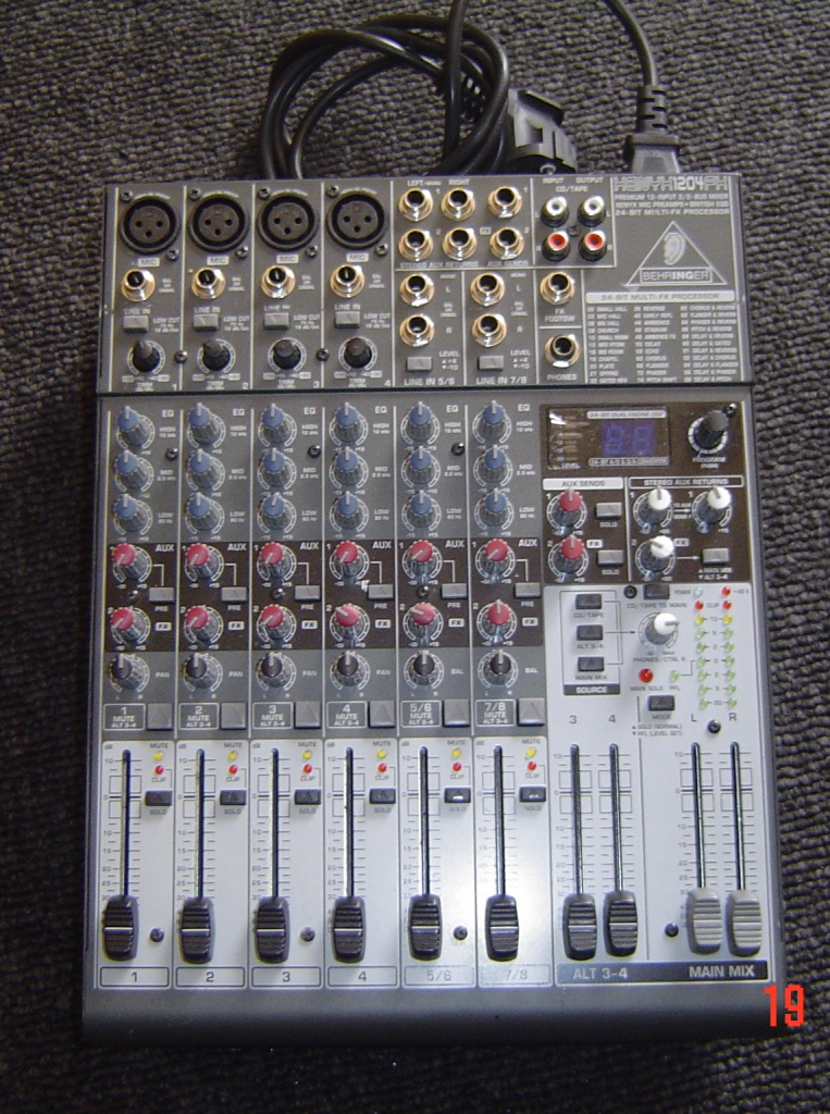 Behringer Xenyx 1204FX image (#320072) - Audiofanzine