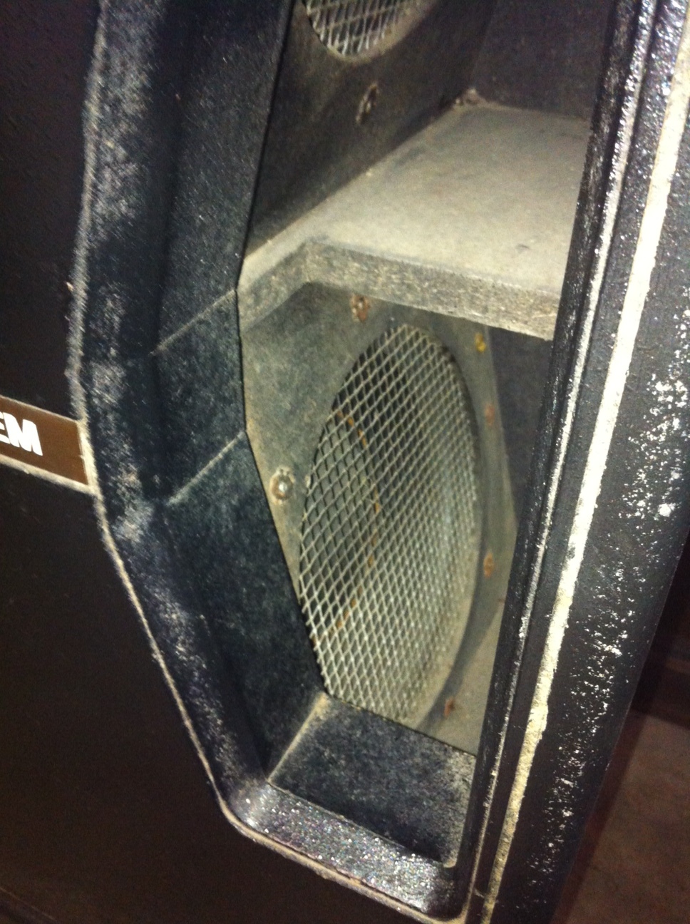 Photo Bose 302 Bose CAISSON DE BASS 302 (861498) Audiofanzine