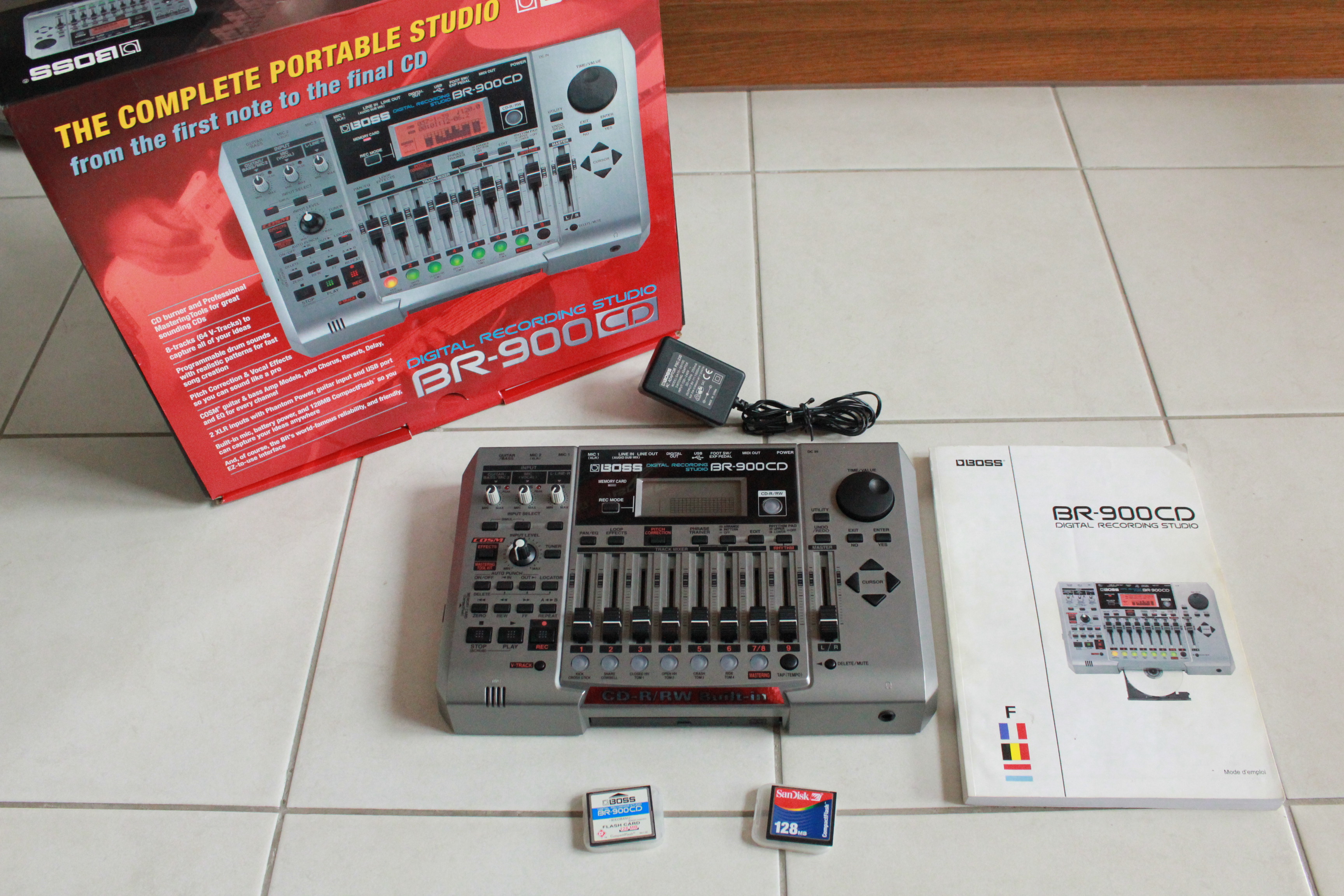 Boss BR900CD Digital Recording Studio image (424806) Audiofanzine