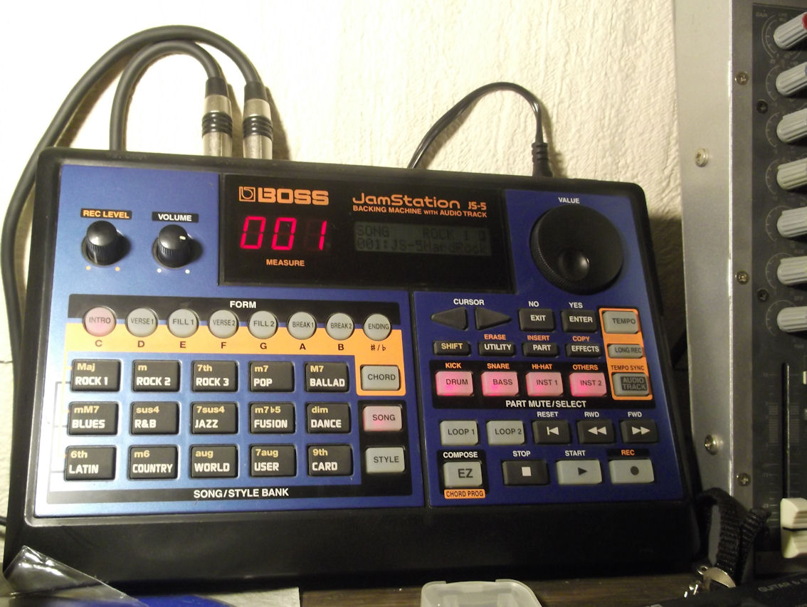 Boss JS5 JamStation image (521325) Audiofanzine