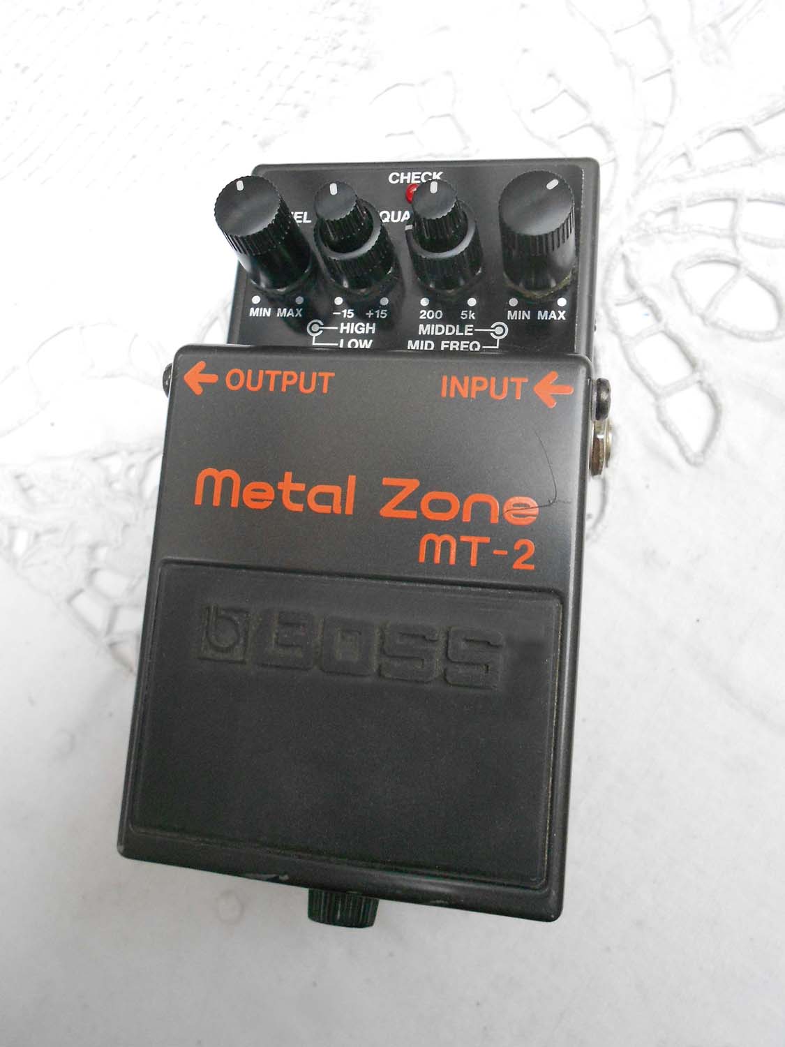 Boss MT-2 Metal Zone image (#717595) - Audiofanzine