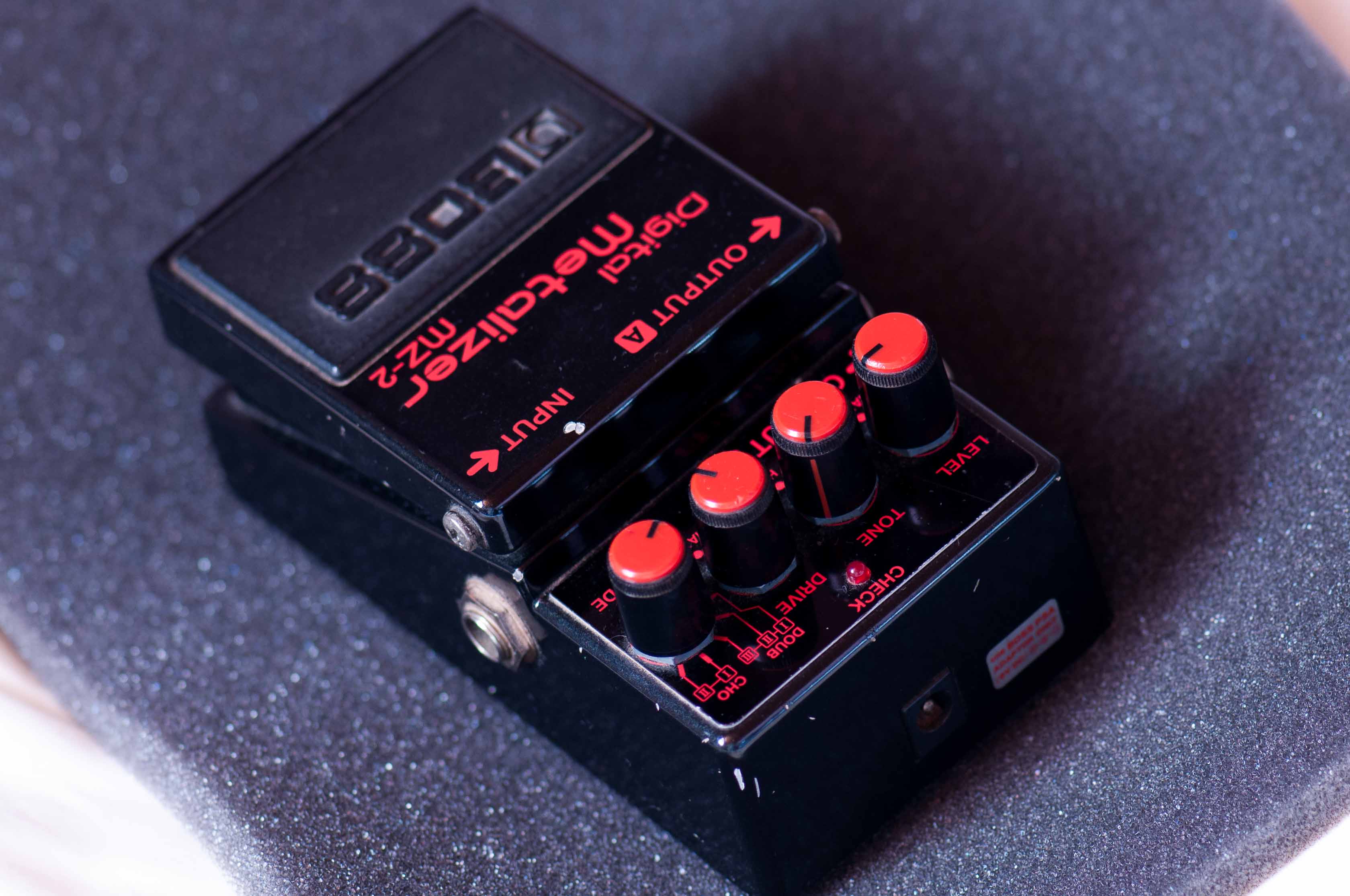 MZ2 DIGITAL METALIZER Boss MZ2 Digital Metalizer Audiofanzine