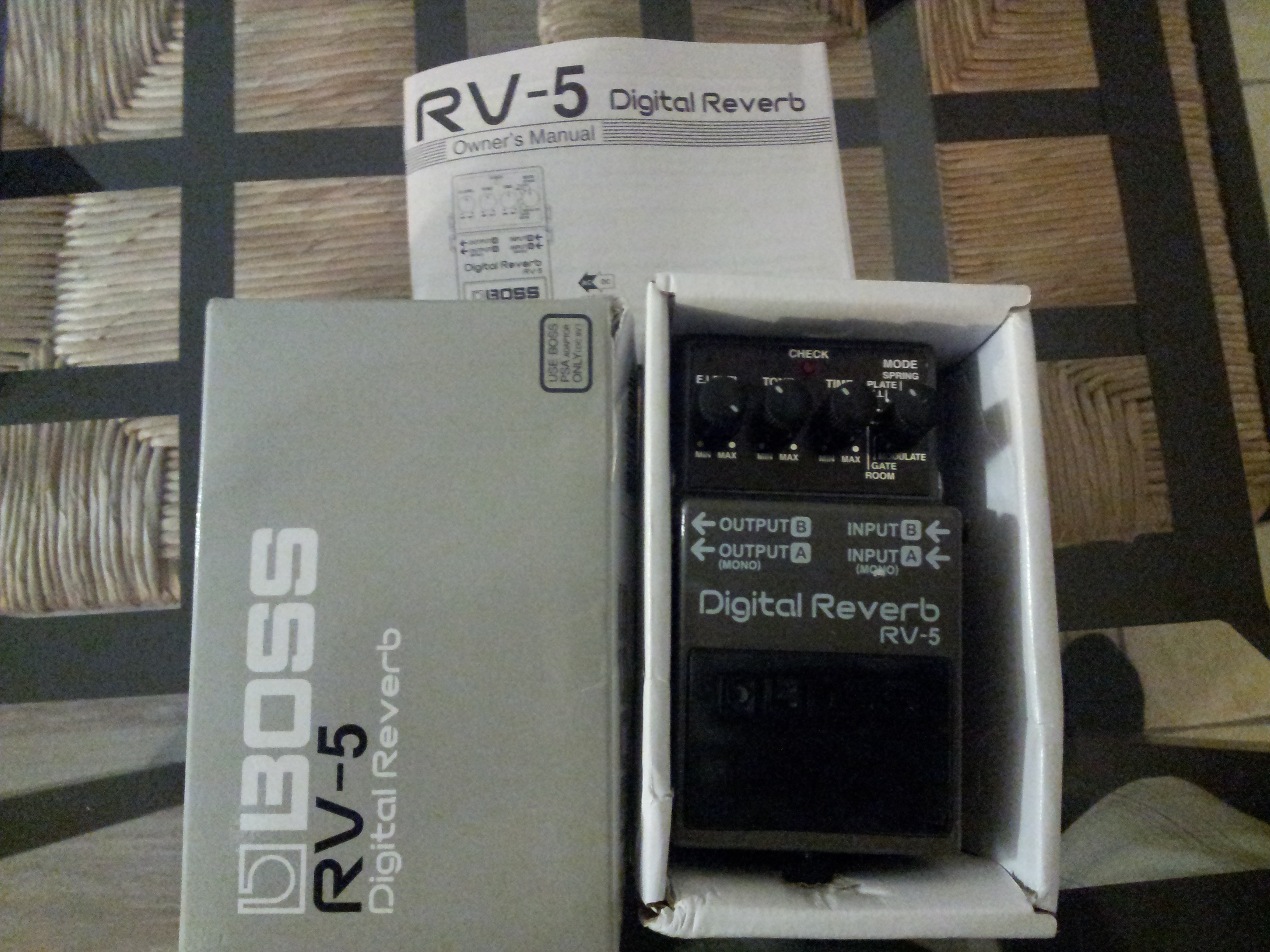 rv 5 digital reverb