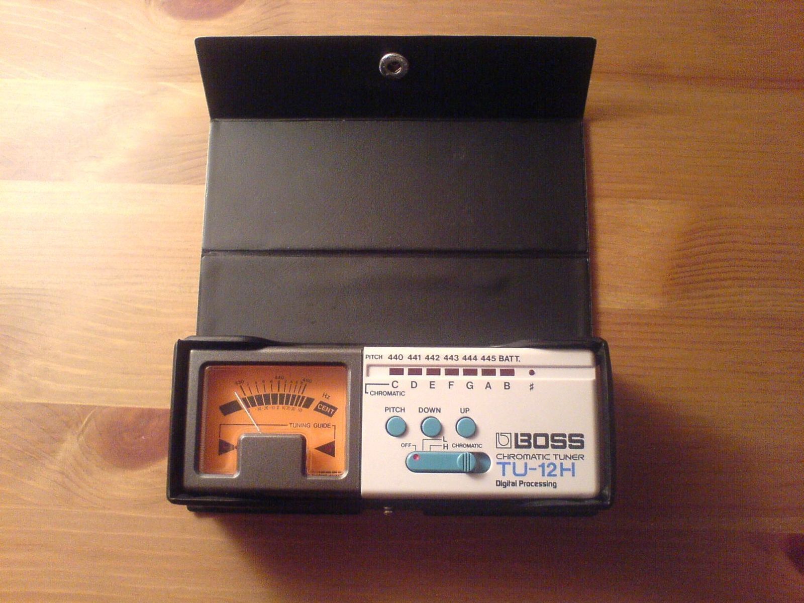 Boss TU12H Chromatic Tuner image (11509) Audiofanzine