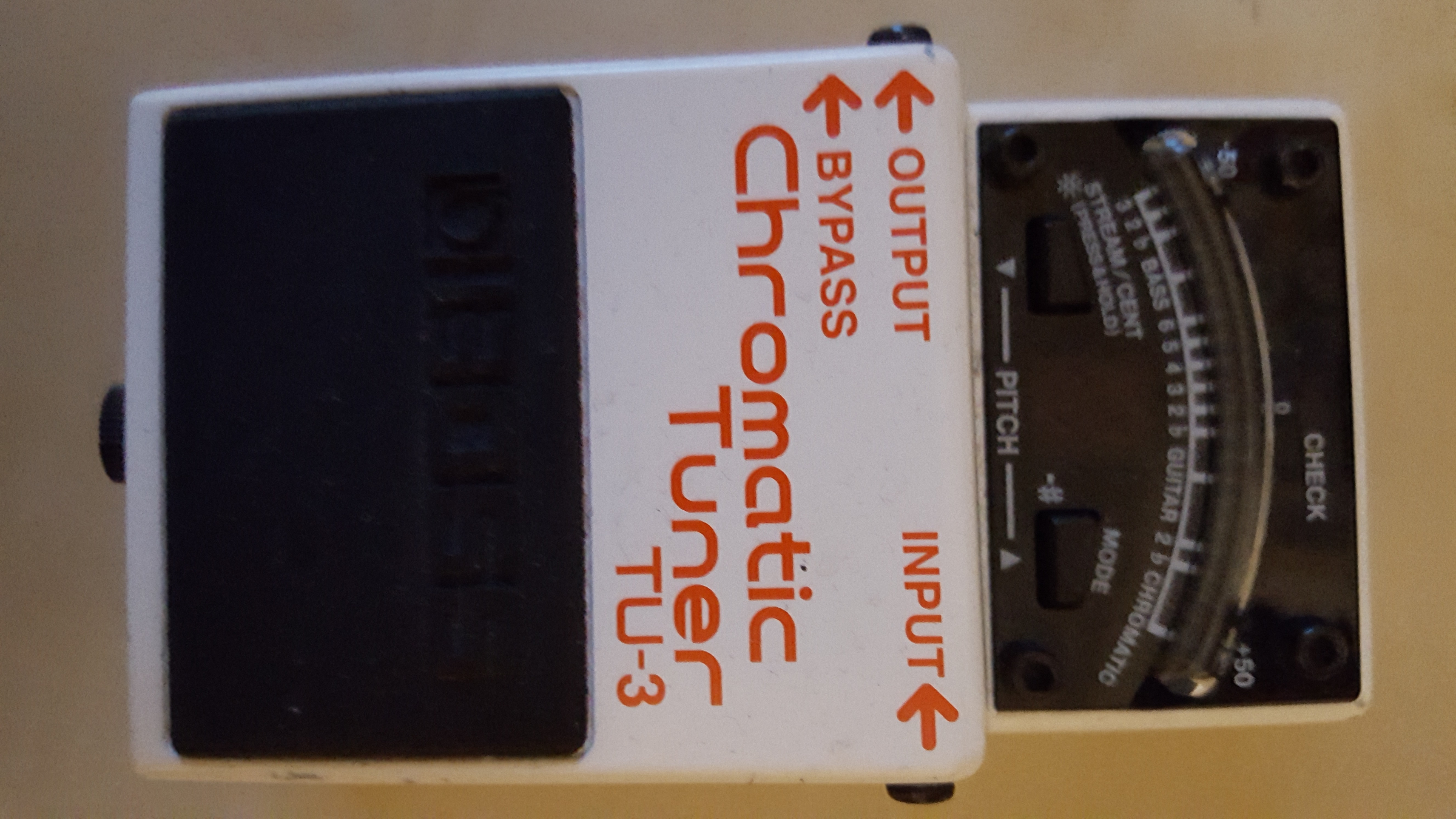 TU-2 CHROMATIC TUNER - Boss TU-2 Chromatic Tuner - Audiofanzine