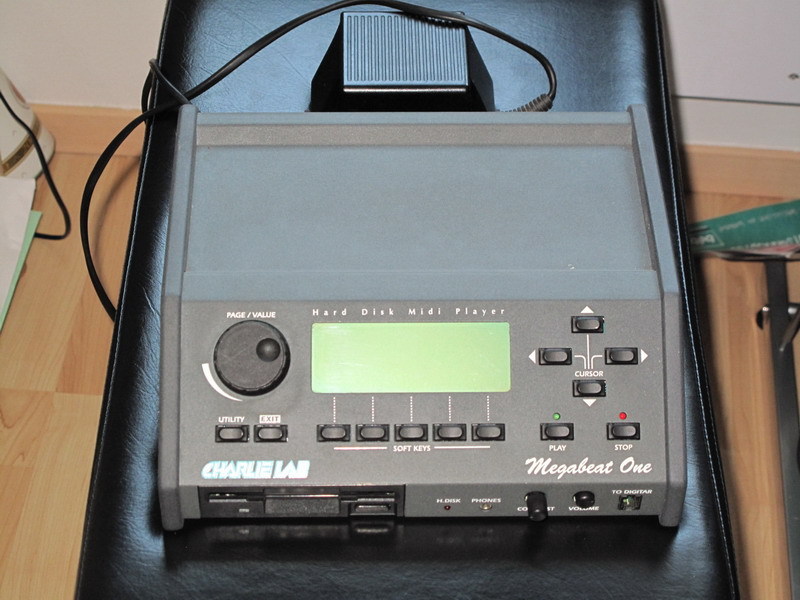 Charlie Lab MegaBeat One image (101178) Audiofanzine