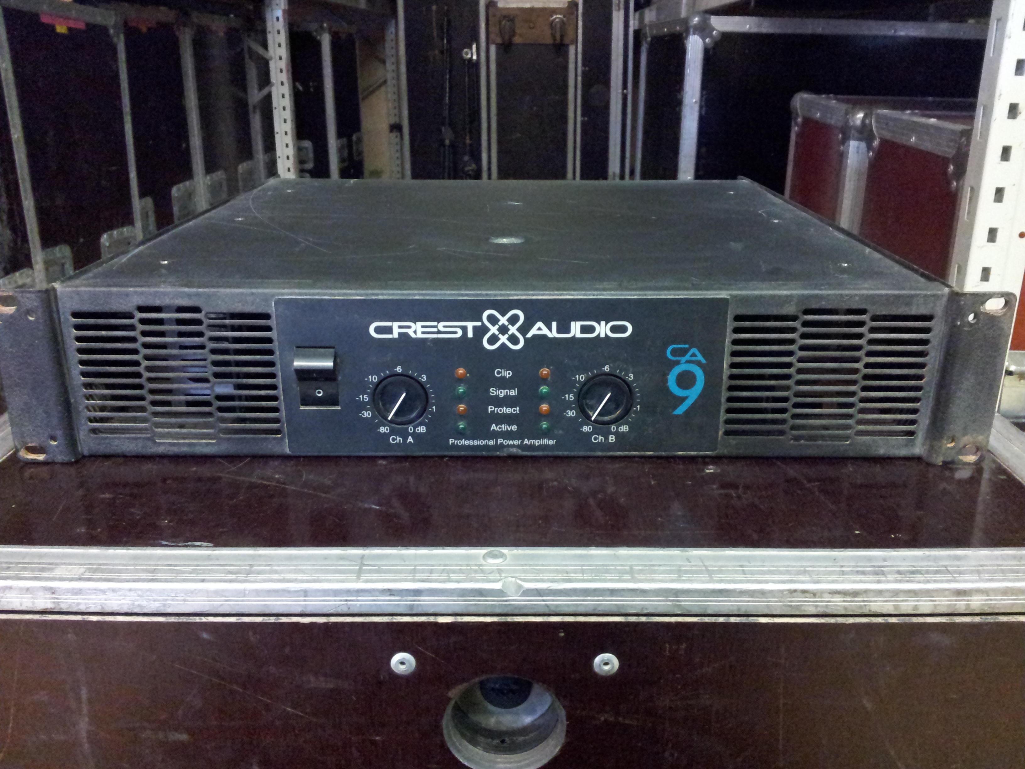 Crest Audio CA 9 image (347324) Audiofanzine