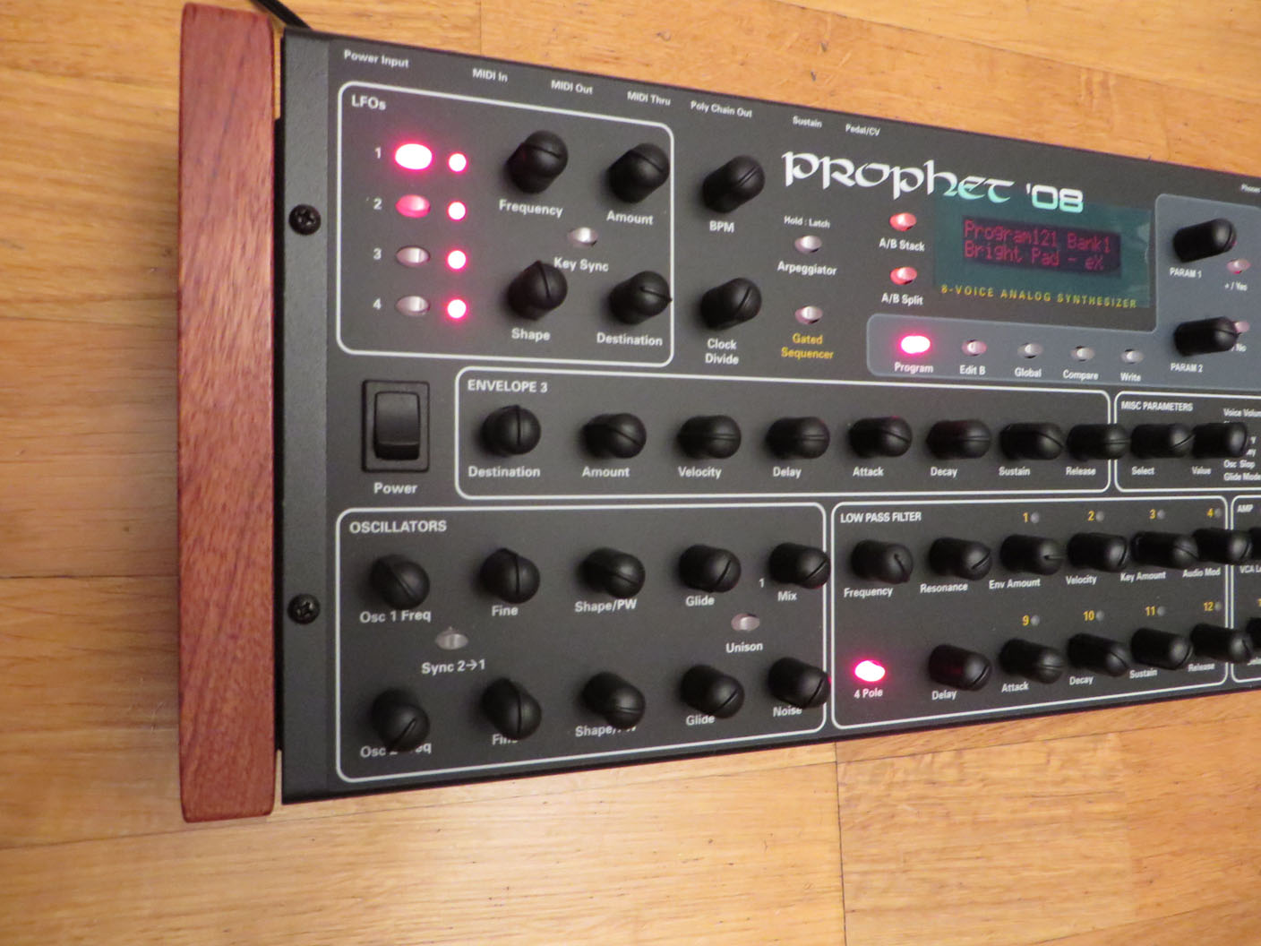 Prophet '08 Desktop Pot Edition Dave Smith Instruments - Audiofanzine