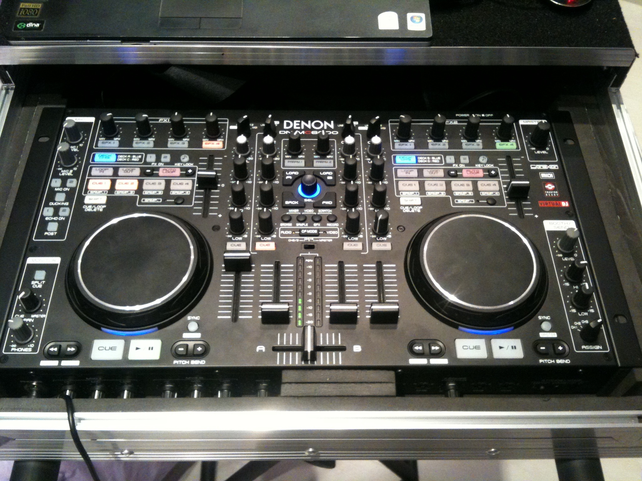 Denon DJ DN MC6000 Image 271241 Audiofanzine