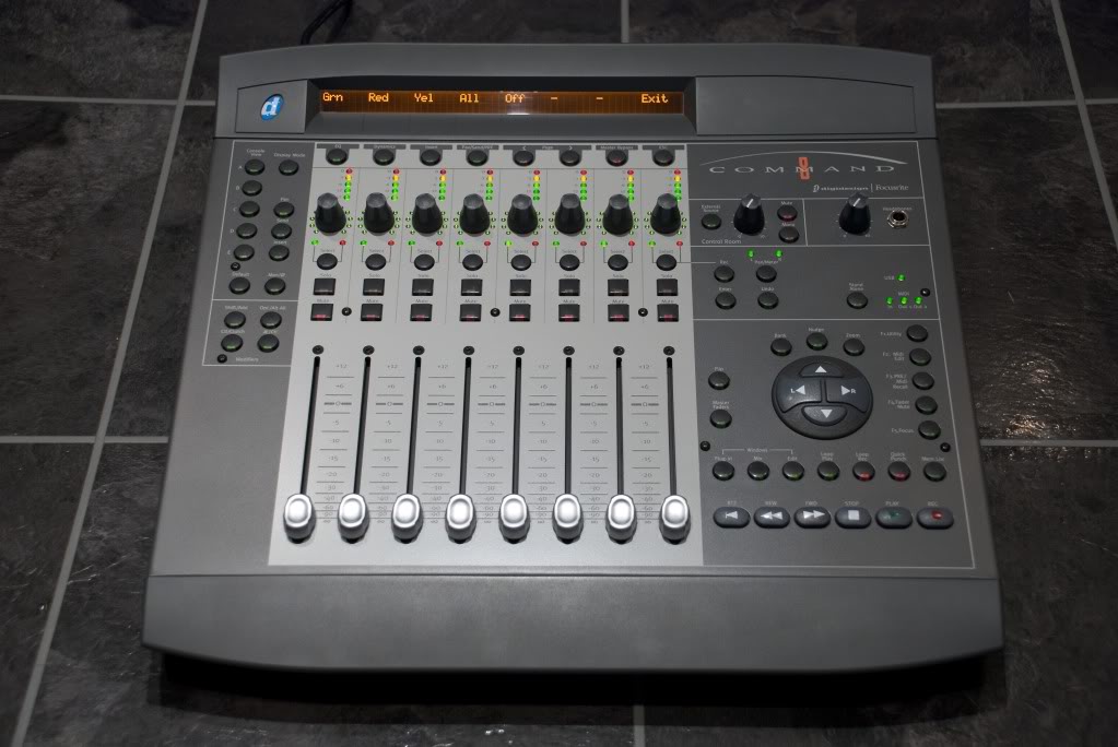Digidesign Command 8 image (563965) Audiofanzine