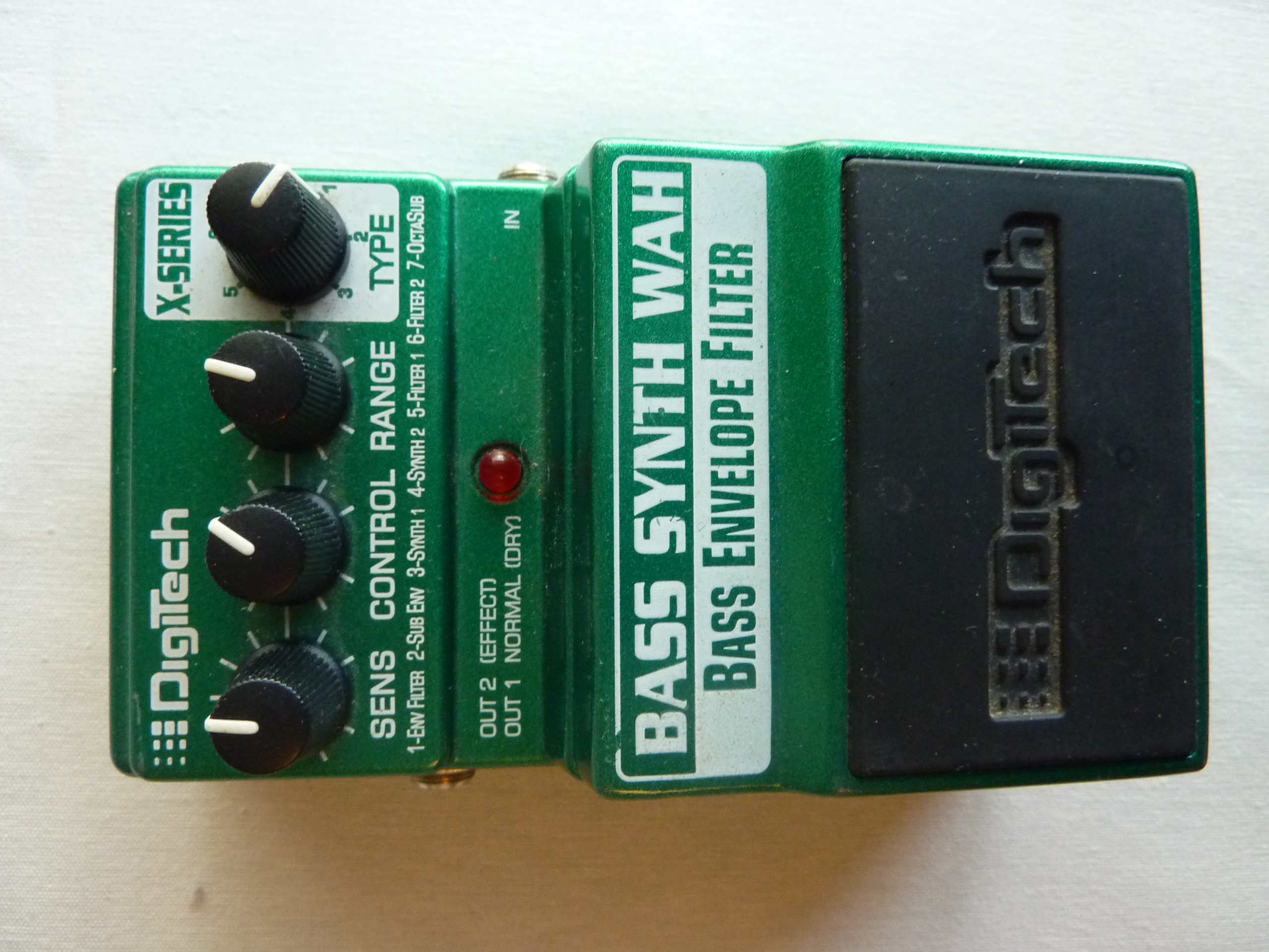 BASS SYNTH WAH DigiTech Bass Synth Wah Audiofanzine