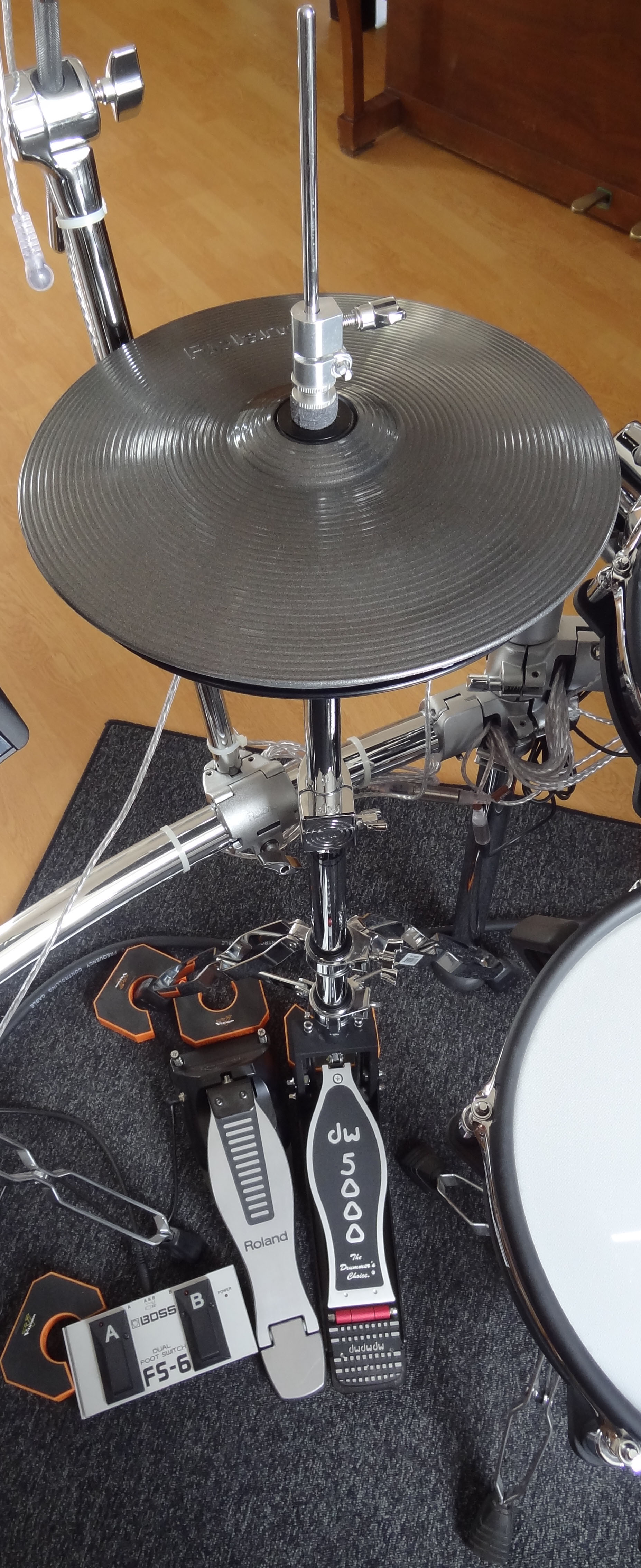 Photo DW Drums 5500TD HiHat DW 5500TD HiHat (649650) Audiofanzine