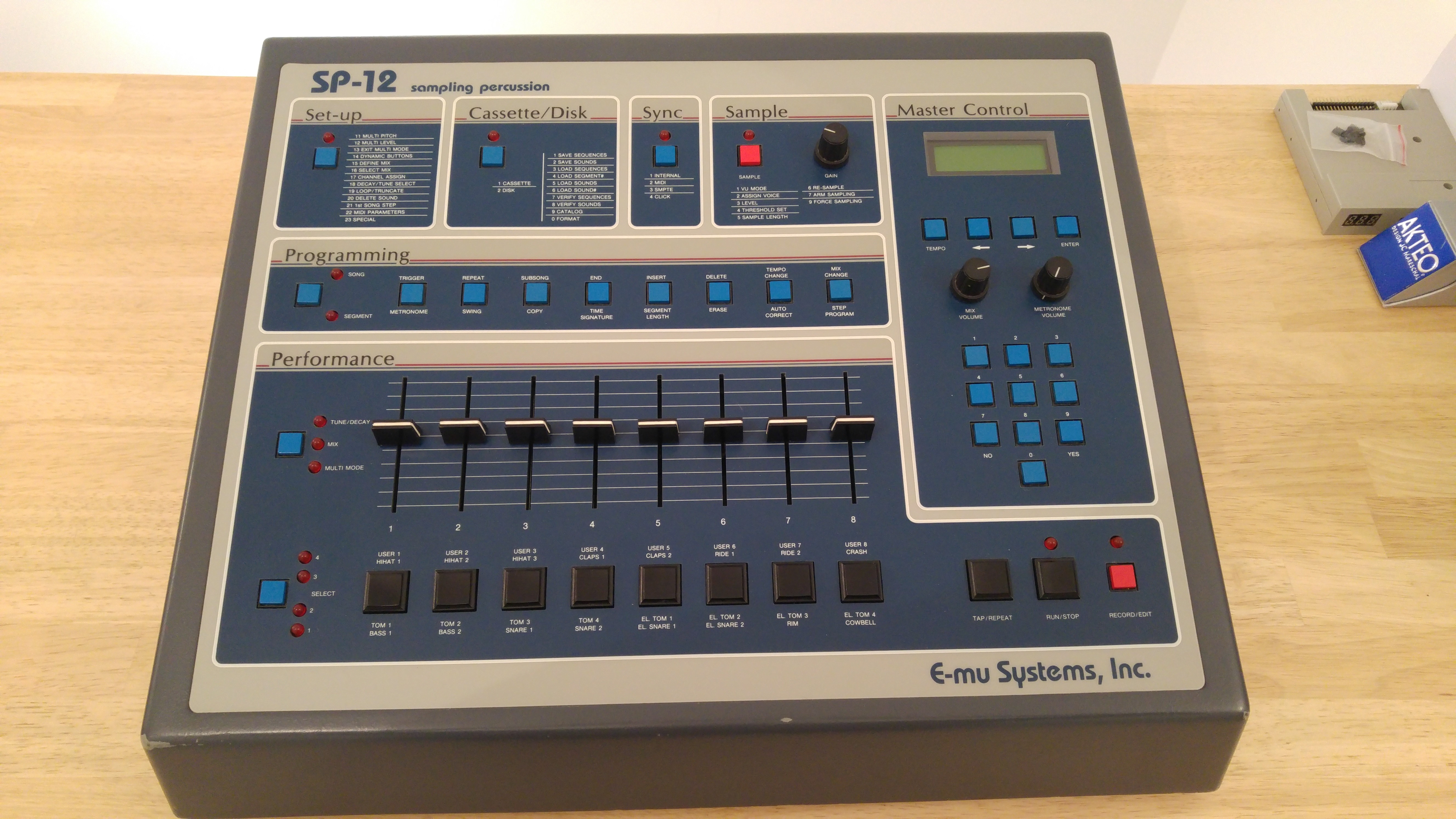 EMU SP12 Turbo image (1795781) Audiofanzine