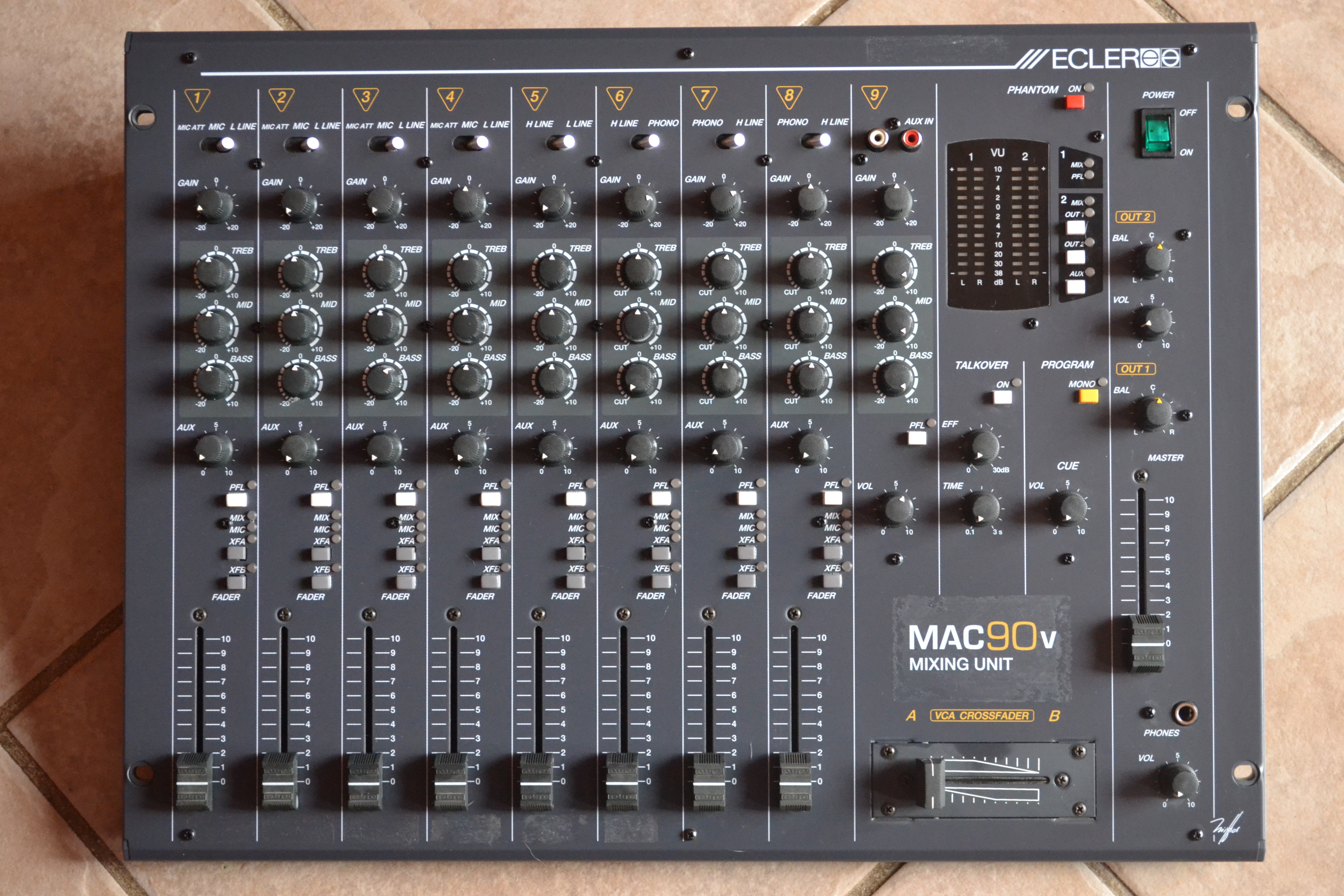 ecler - Search Images (40/50) - Audiofanzine