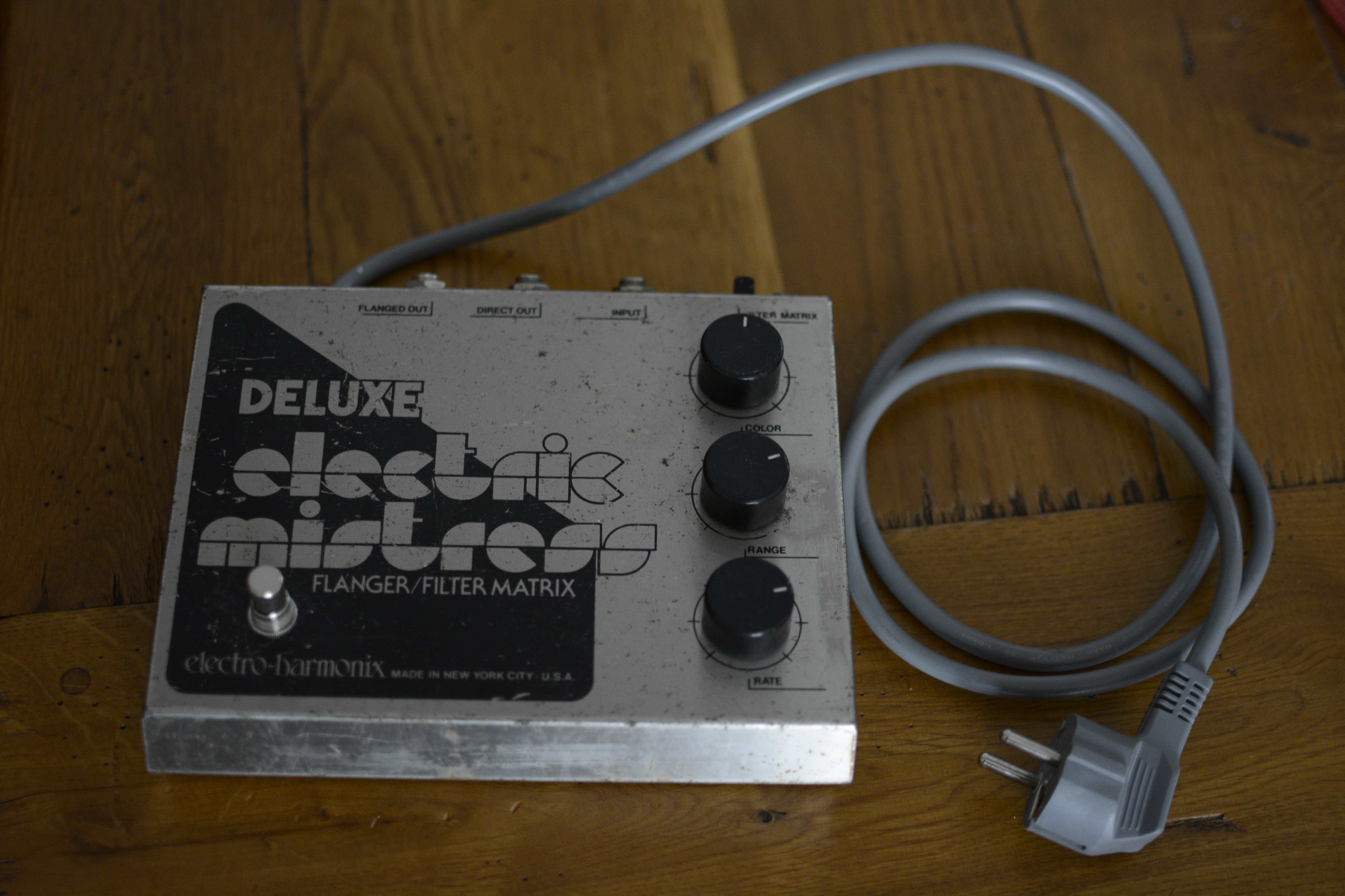 Deluxe Electric Mistress Electro-Harmonix - Audiofanzine