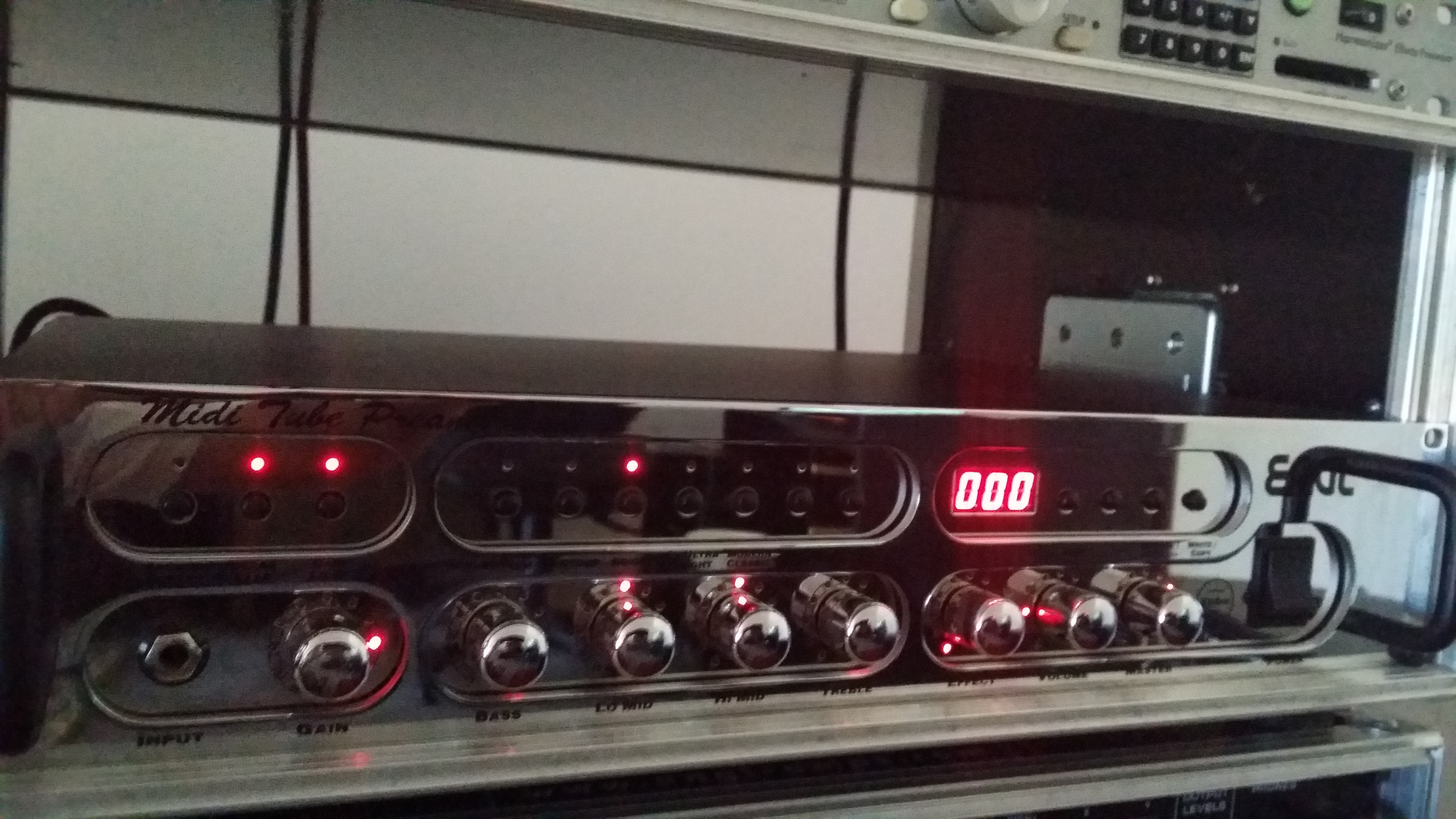 ENGL E580 Midi Tube Preamp image (1418300) Audiofanzine