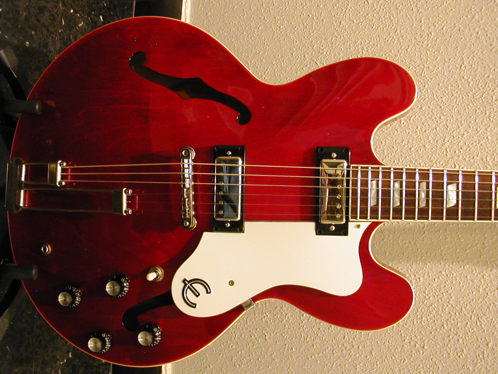 Epiphone deals riviera mij